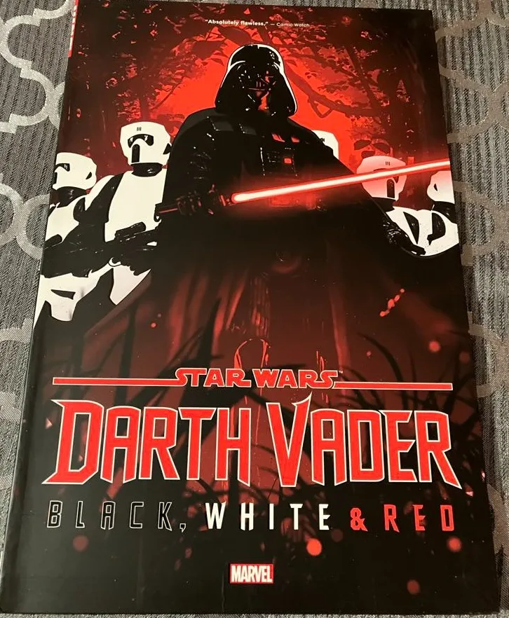 Star Wars: Darth Vader - Black, White & Red Book
