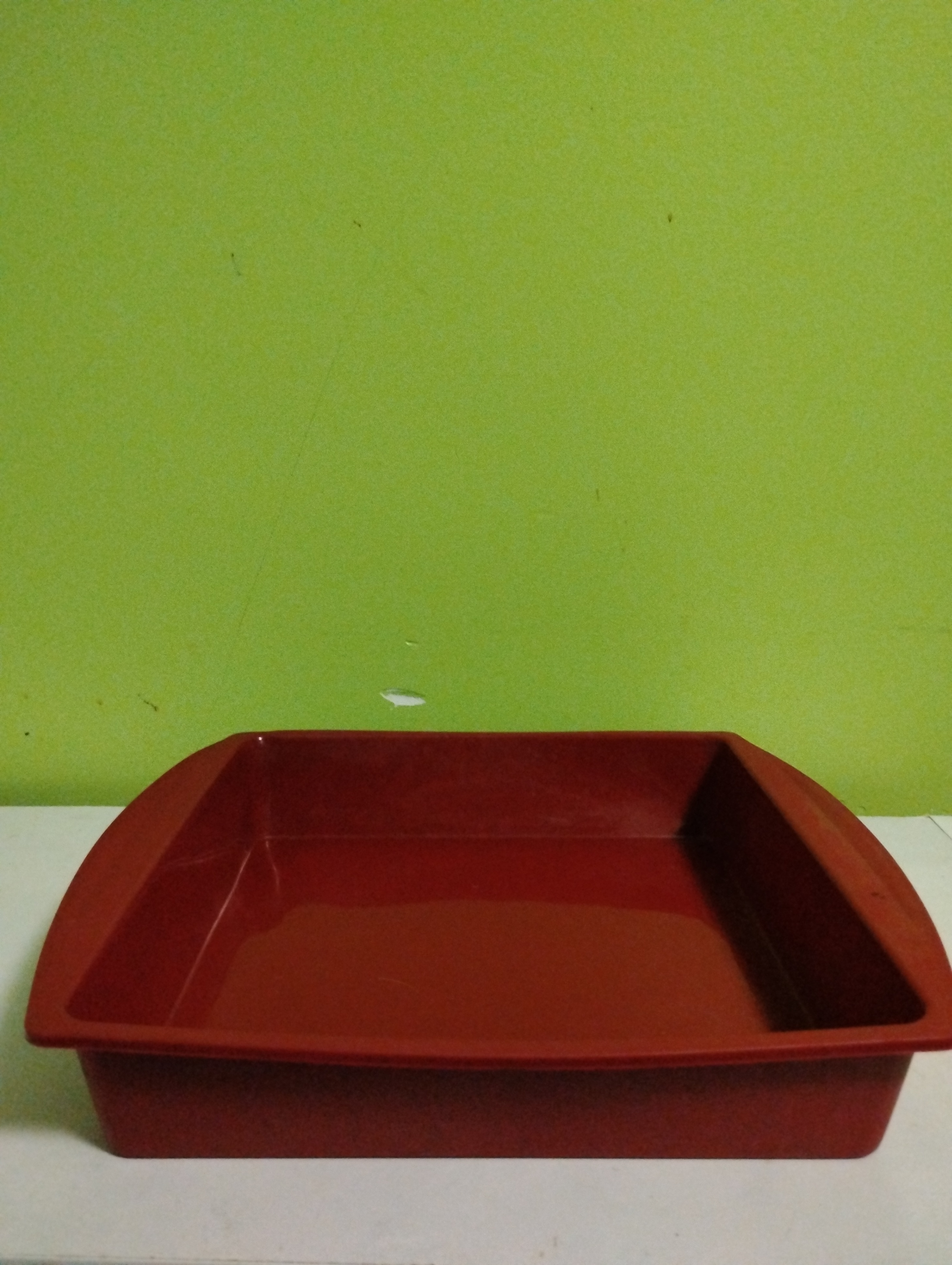 Silicone 9x9 Baking Pan – Like New - photo 2