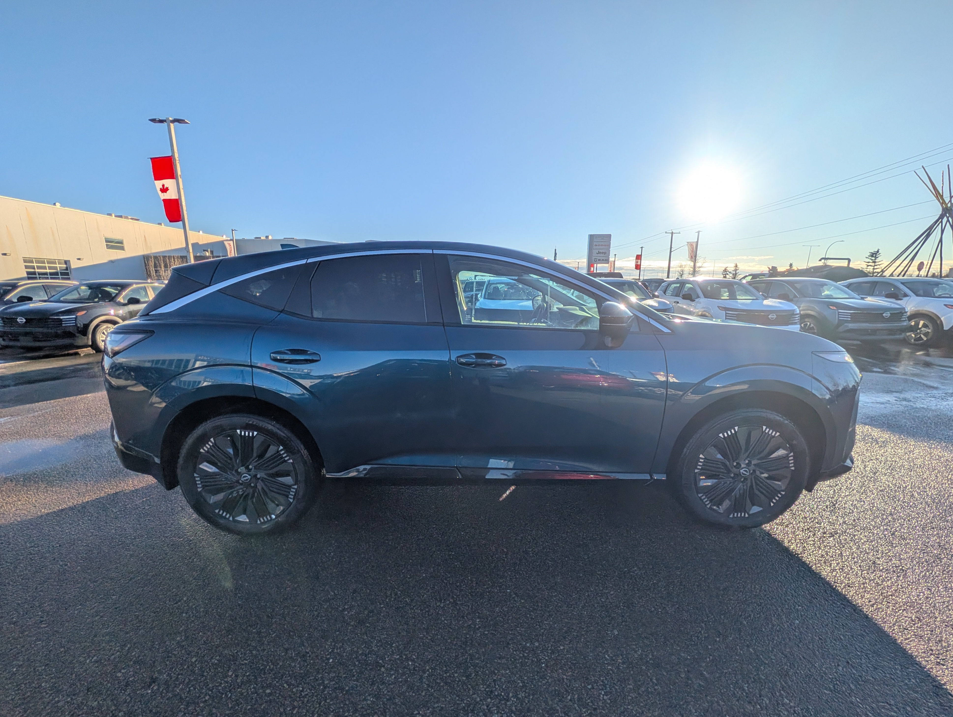 2025 Nissan Murano Platinum - photo 2