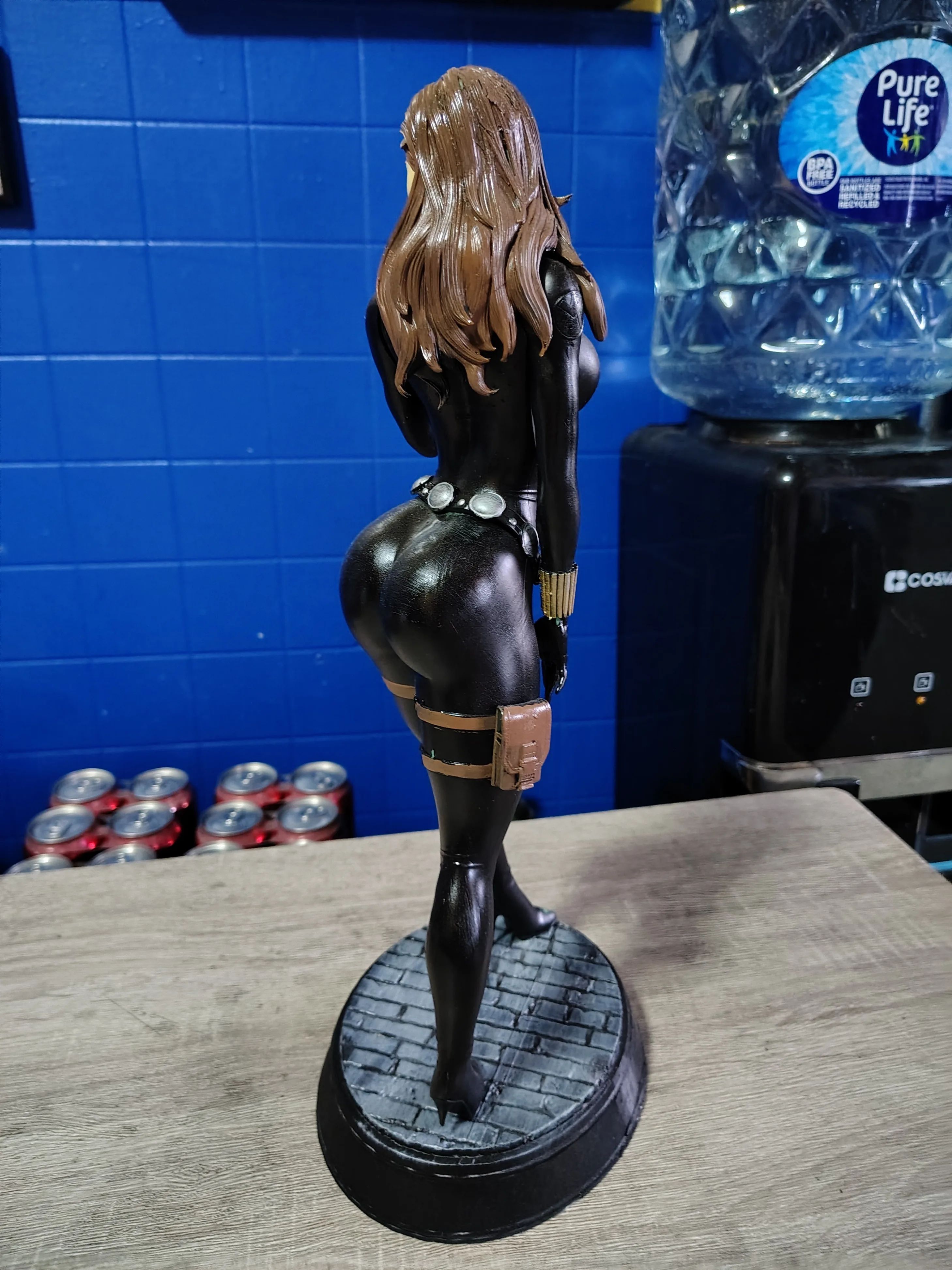 Black Widow Statue Figurine image indicator(3)