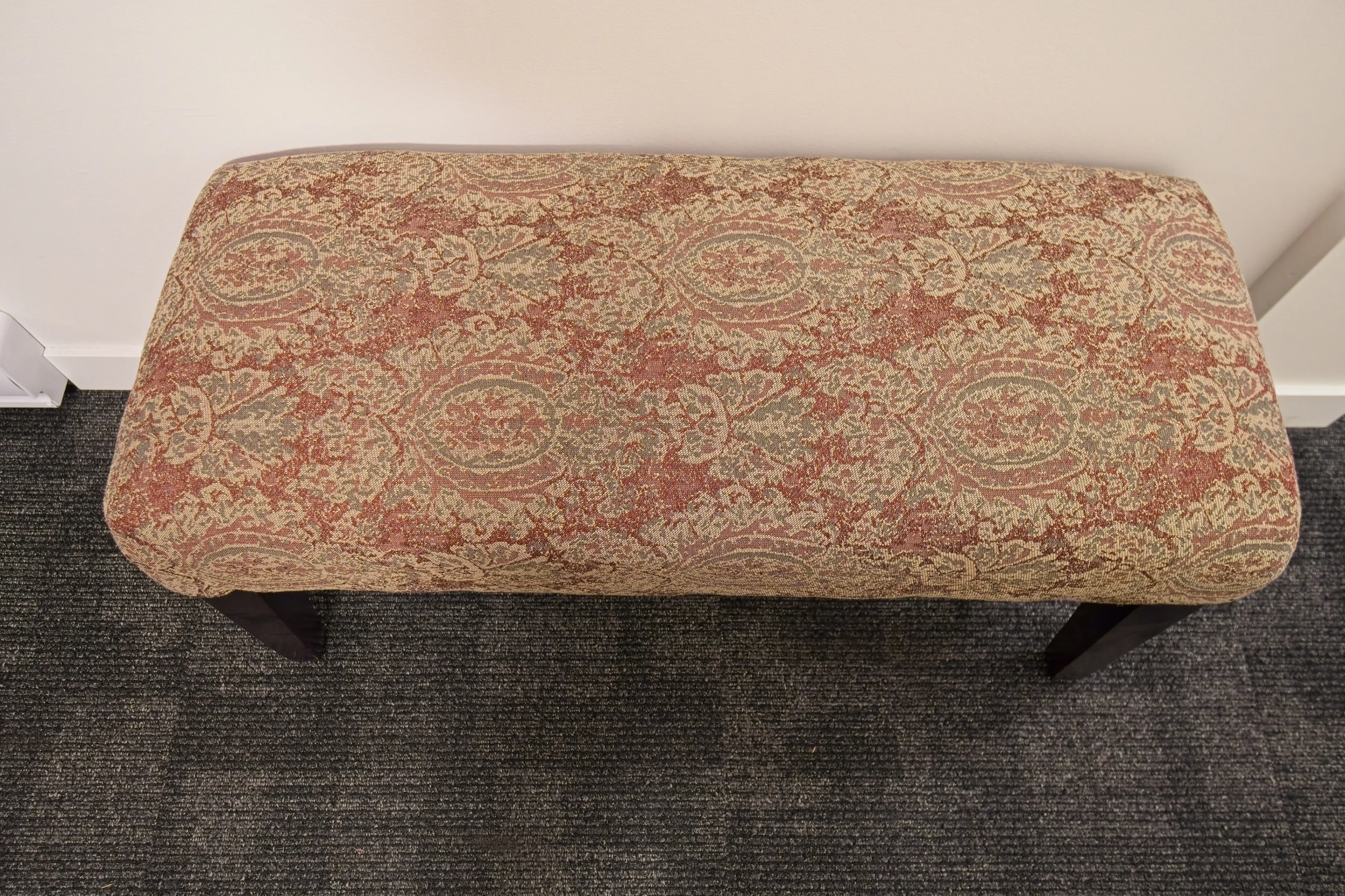 🌿 Vintage-Style Upholstered Bench image indicator(2)