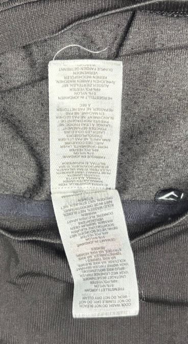 Black Gymshark Long Sleeve Performance Shirt Adult Medium - photo 5