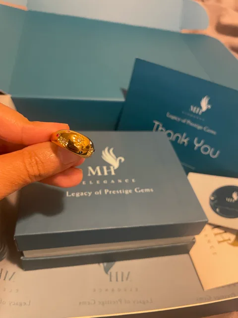 Celestial Starburst Ring image indicator(3)