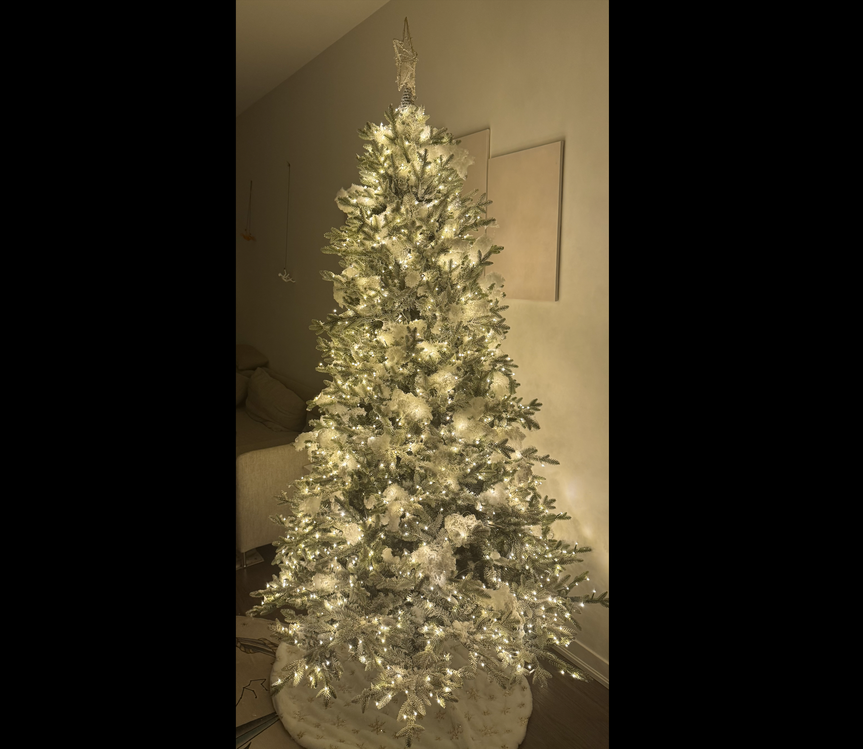 7.5 ft Pre-Lit Christmas Tree w/ Lights, Remote, Skirt & Ornamen