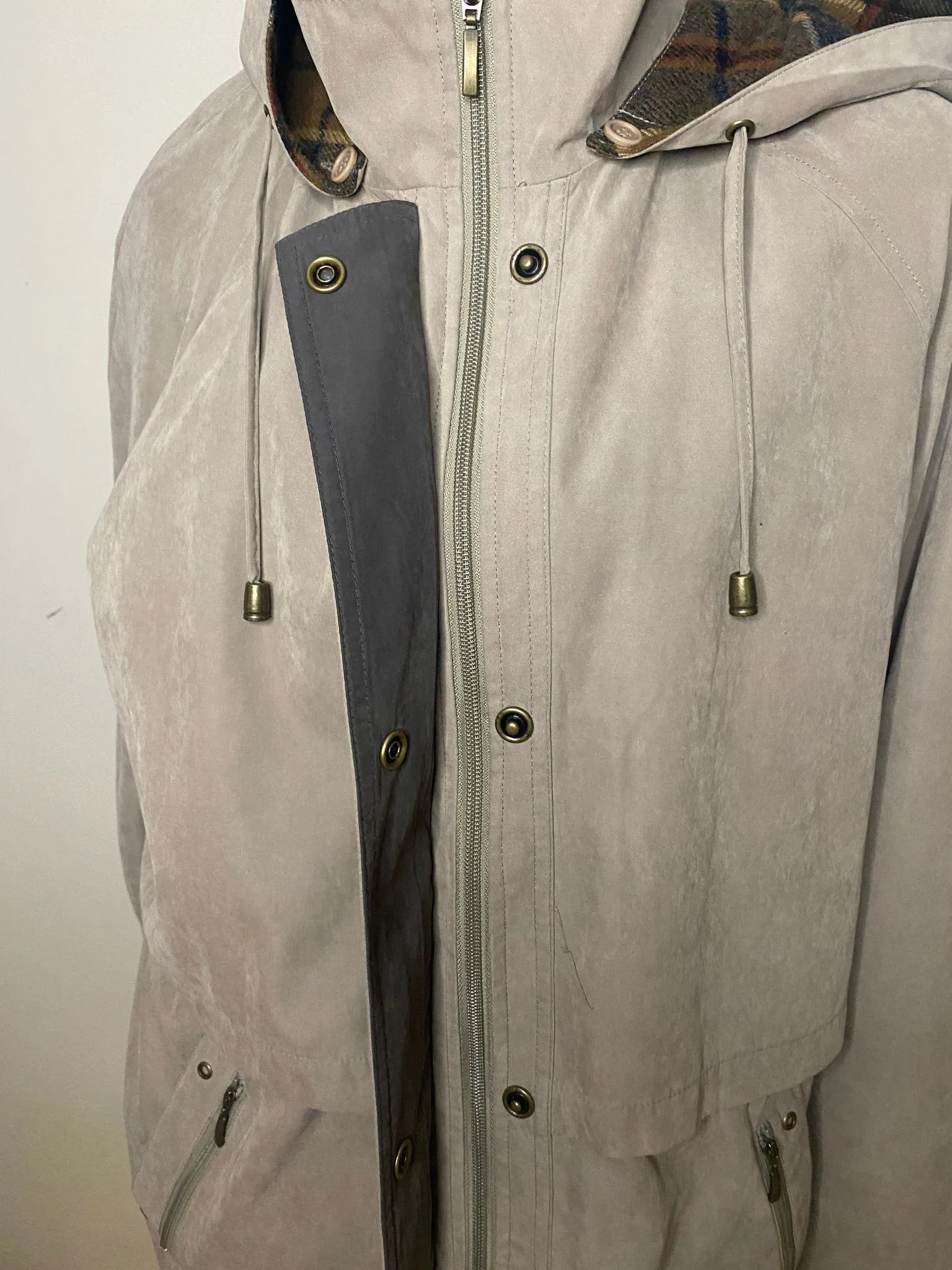 Liz Claiborne Soft Shell Lined Hooded Tan Women’s Coat Large image indicator(2)