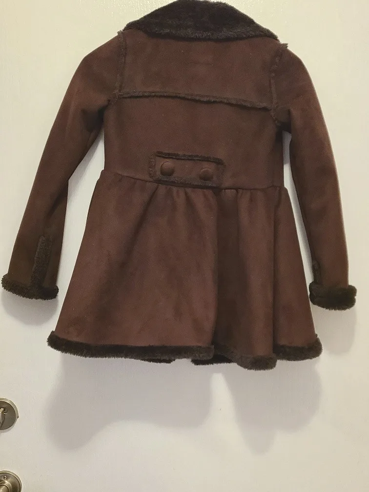 Girl's chocolate double breast winter faux suede coat Size 5 image indicator(5)