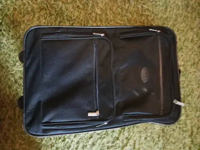 Protocol Basics Black 22" x 14" x 8" Luggage/Suitcase On Wheels