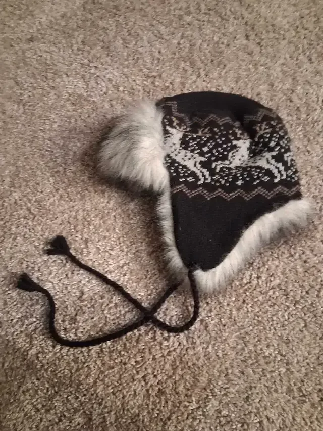 Winter snow Hat thumbnail