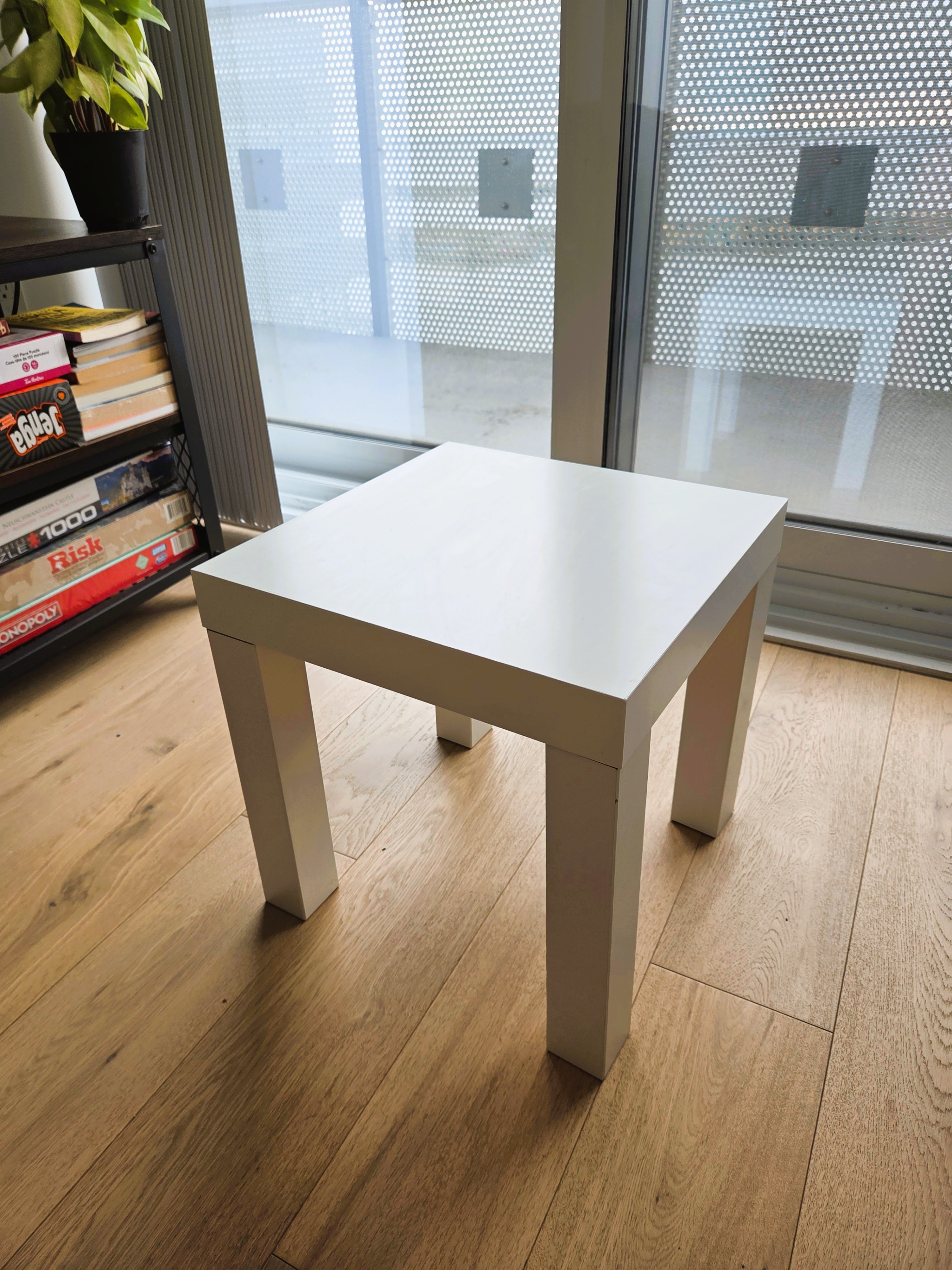 White Ikea Lack Side Table - photo 2