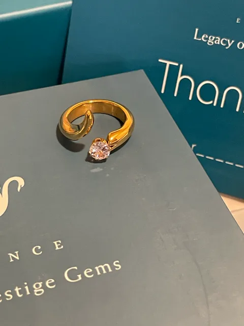 14k Gold Plated Curve Ring | Size 6 (US) image indicator(4)