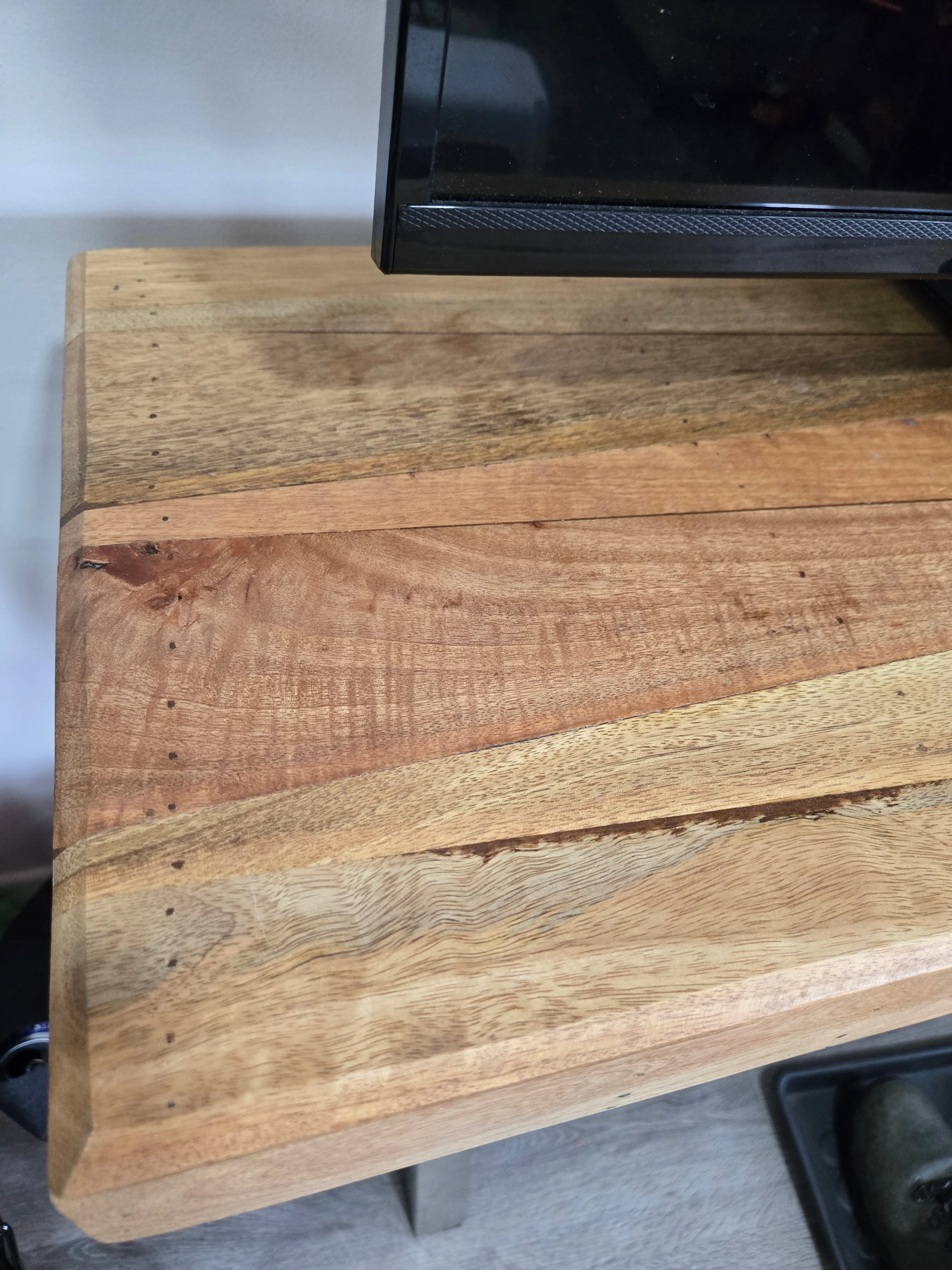 Modern TV Stand – Solid Wood Top, Metal Frame image indicator(2)