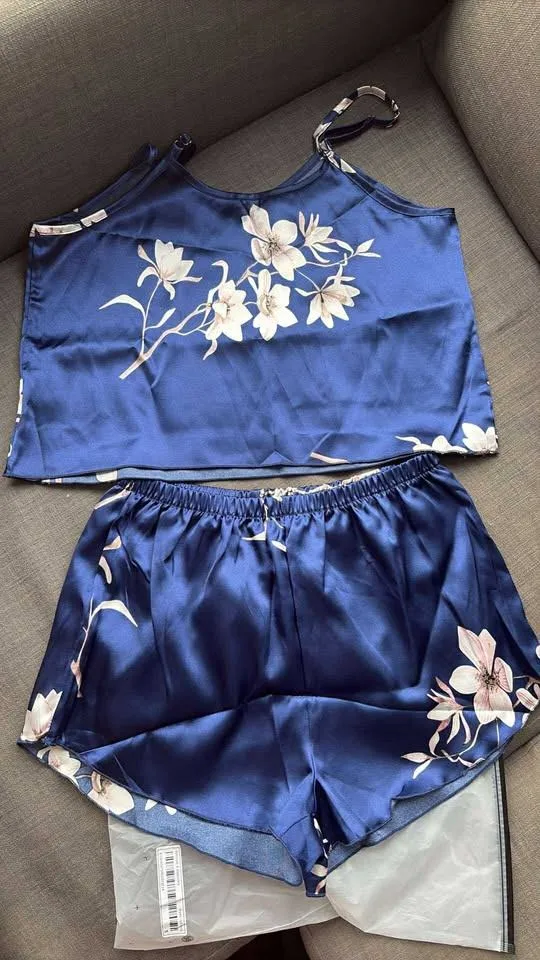 Floral Satin Cami Pajama Set - Size S image indicator(3)