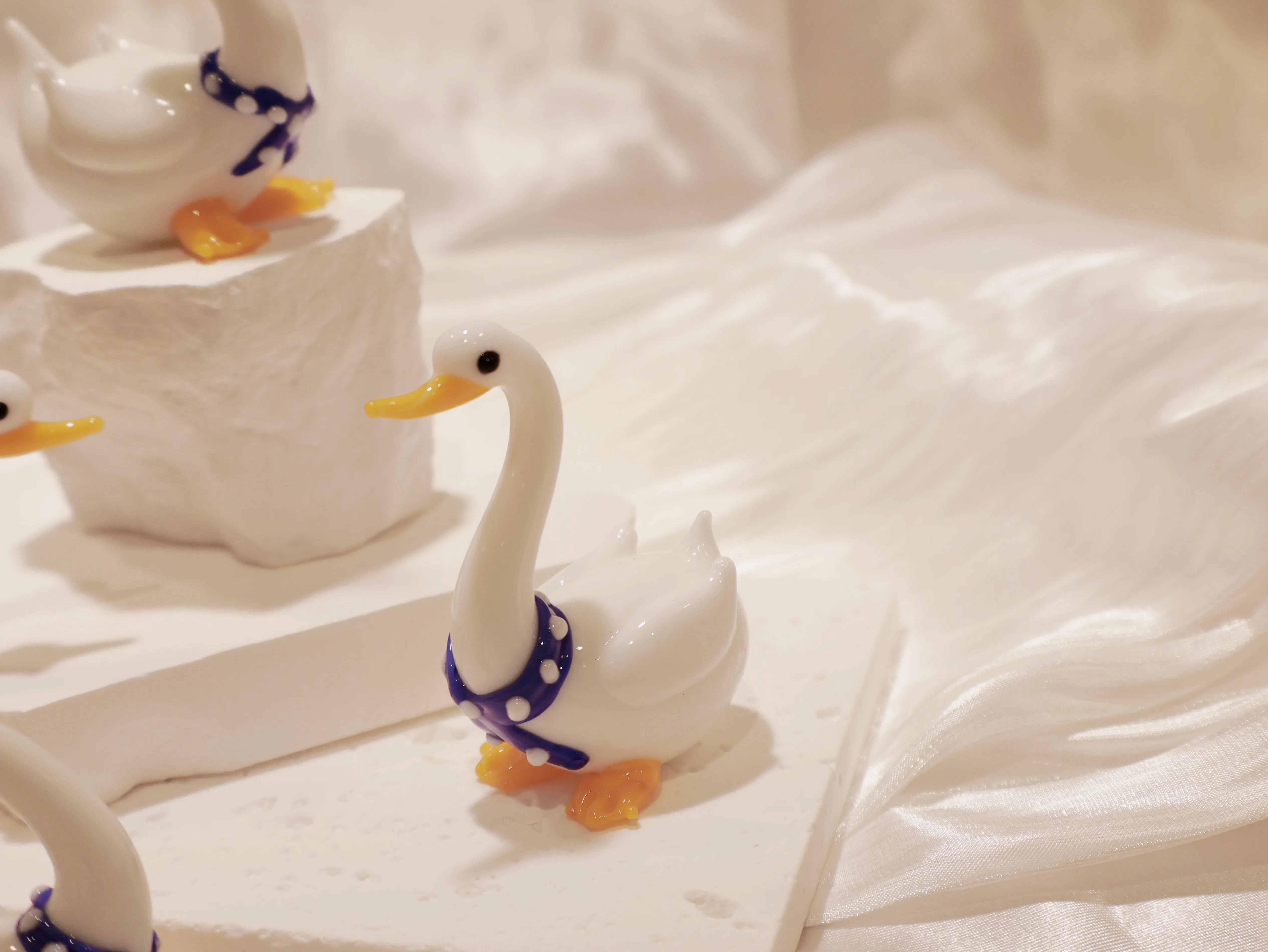 Handmade blown glass funny goose decoration image indicator(2)