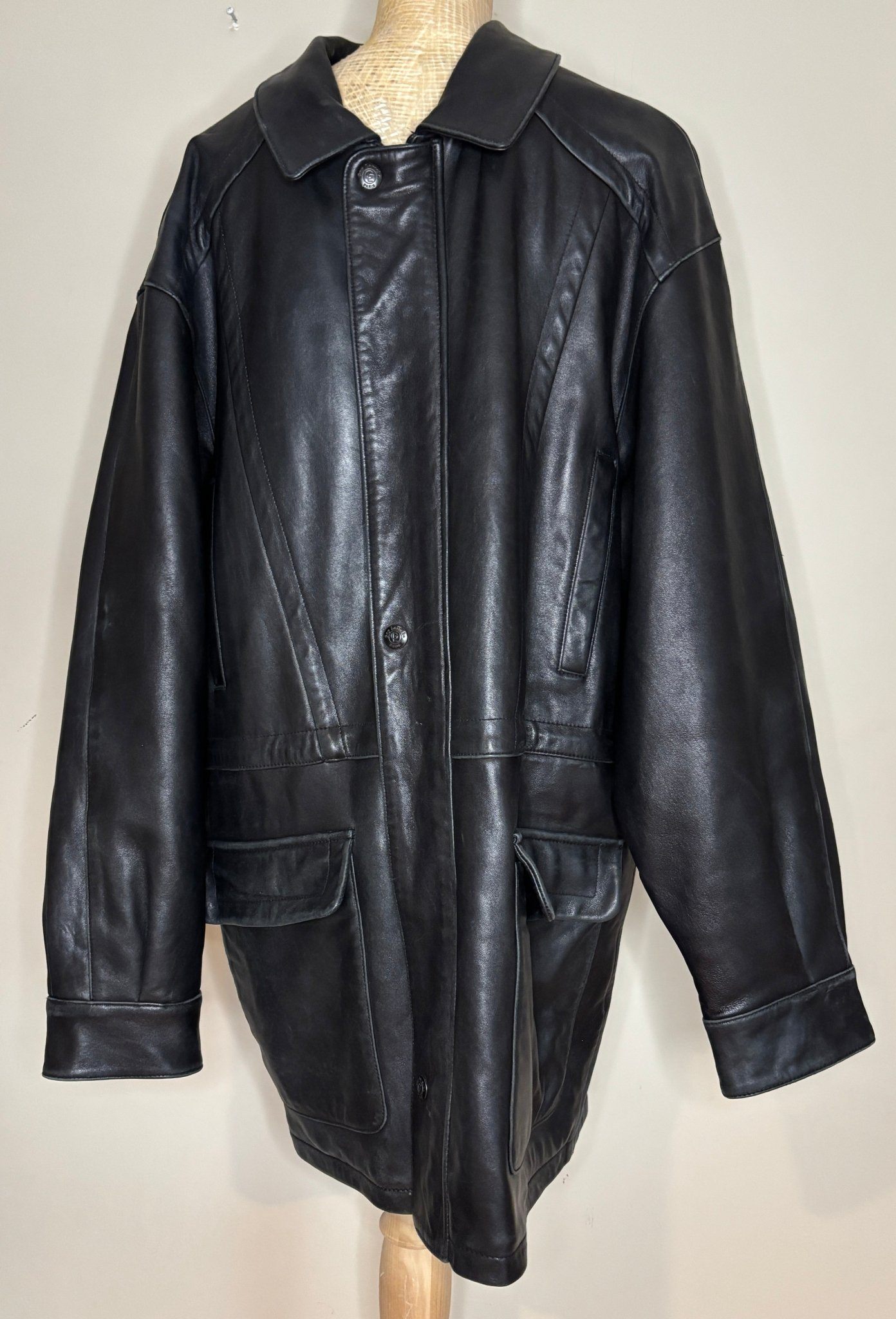 Guy Laroche Mens Black Leather Coat Size 44
