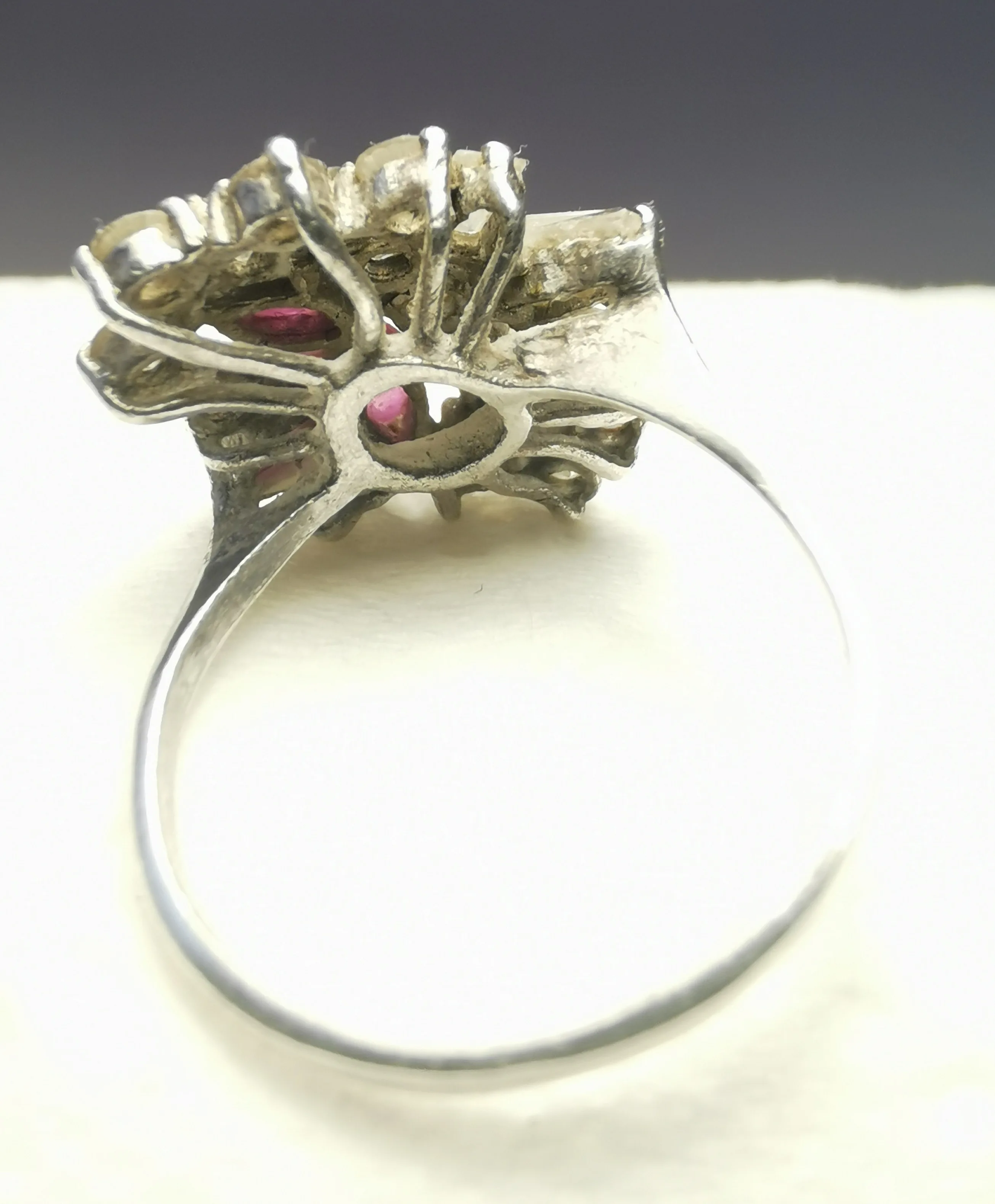 Cocktail Ring Vintage Crafted from 925 sterling silver Starburst image indicator(9)