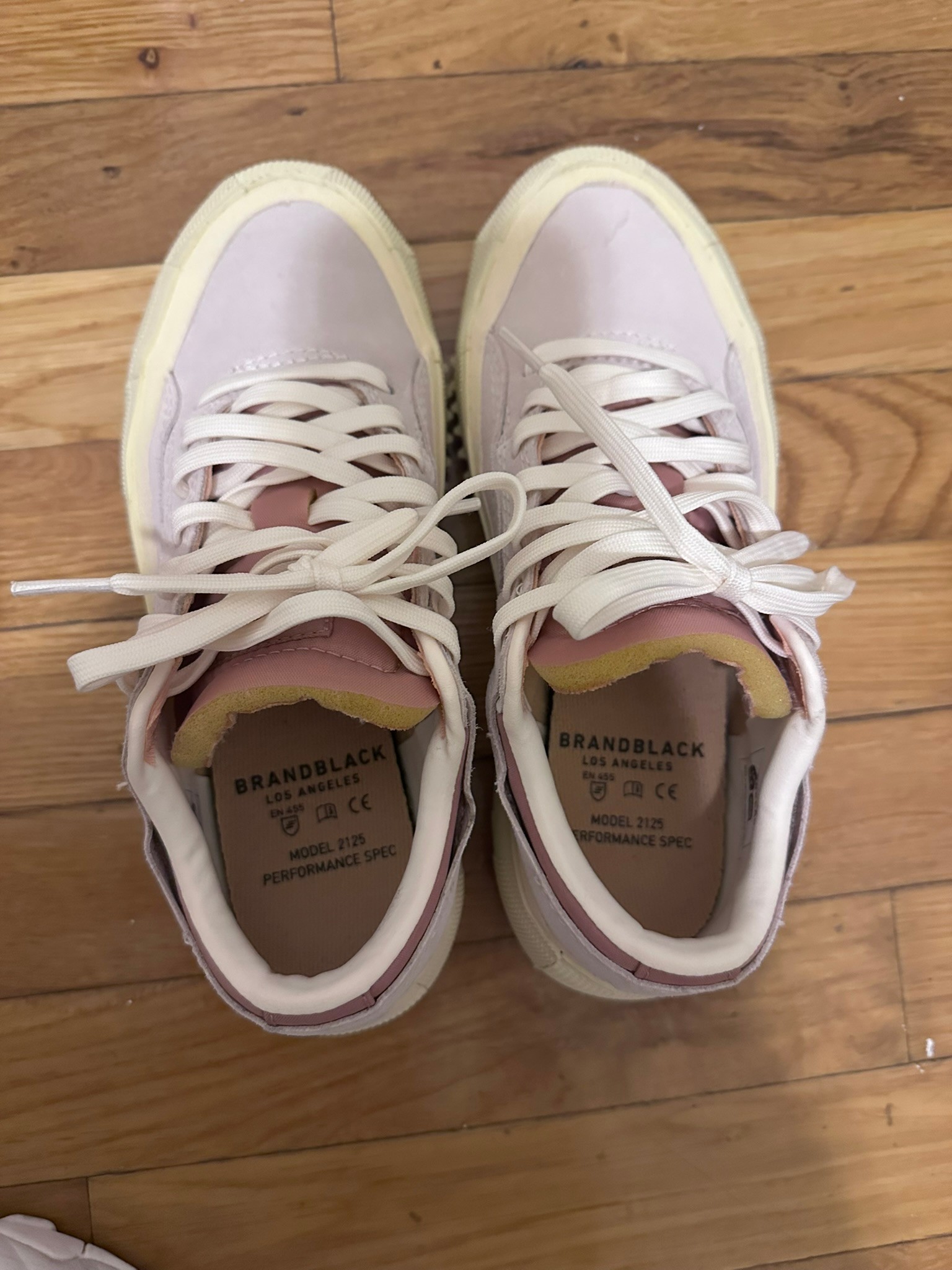 Brandblack Model 2125 – Performance Spec Sneakers