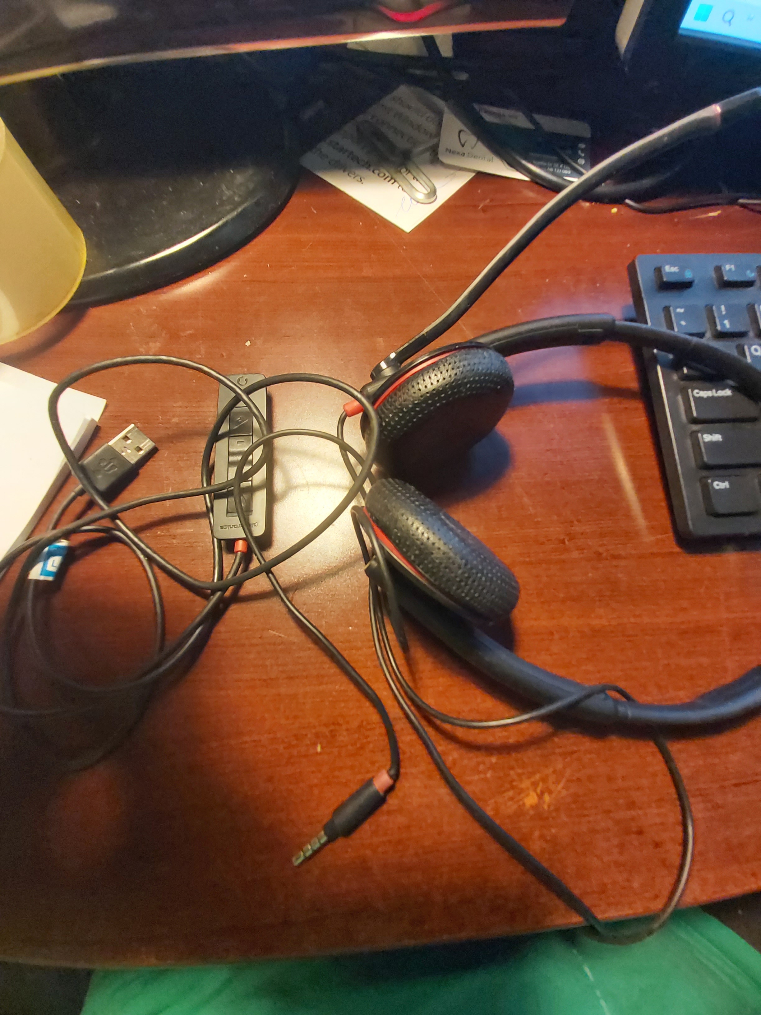 Plantronics Headphones with mic for both PC and Cell - photo 3
