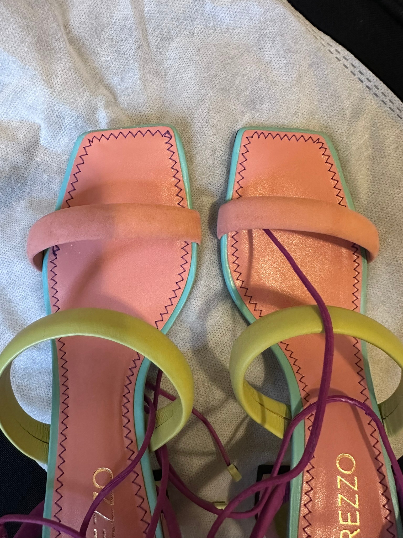 AREZZO Fresh Mid Heels – Multicolor – Size 5.5B (Brand New) - photo 3