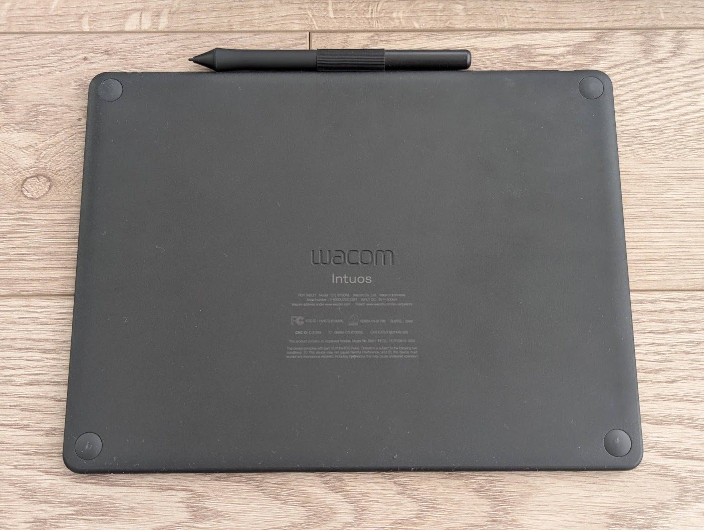 Wacom Intuos Medium 8.5x5.3" Bluetooth Drawing Tablet - photo 3