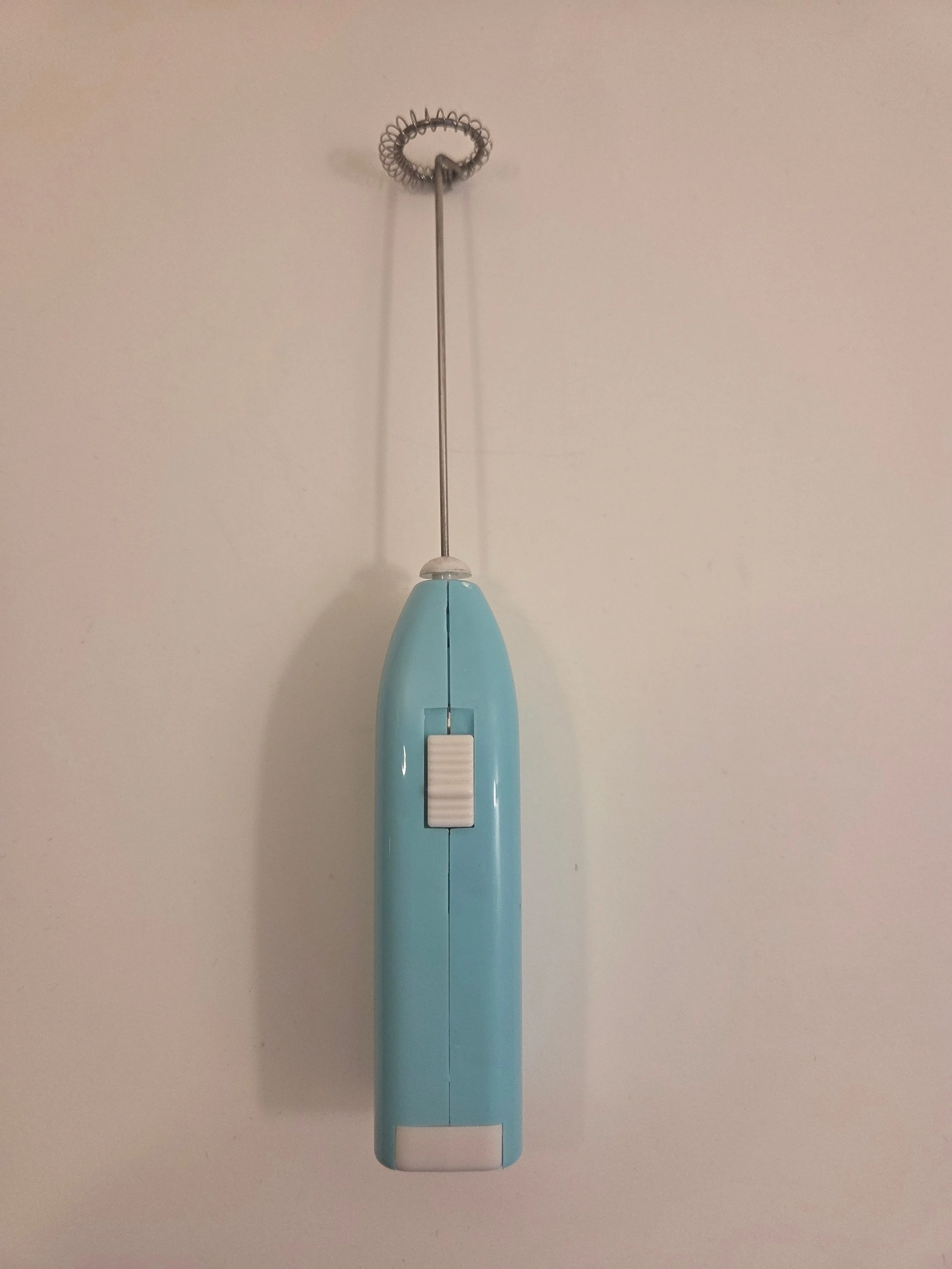 Handheld Milk Frother – New, battery powered, blue image indicator(3)