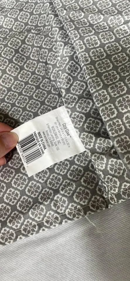 Small Dog Crate Cover image indicator(2)