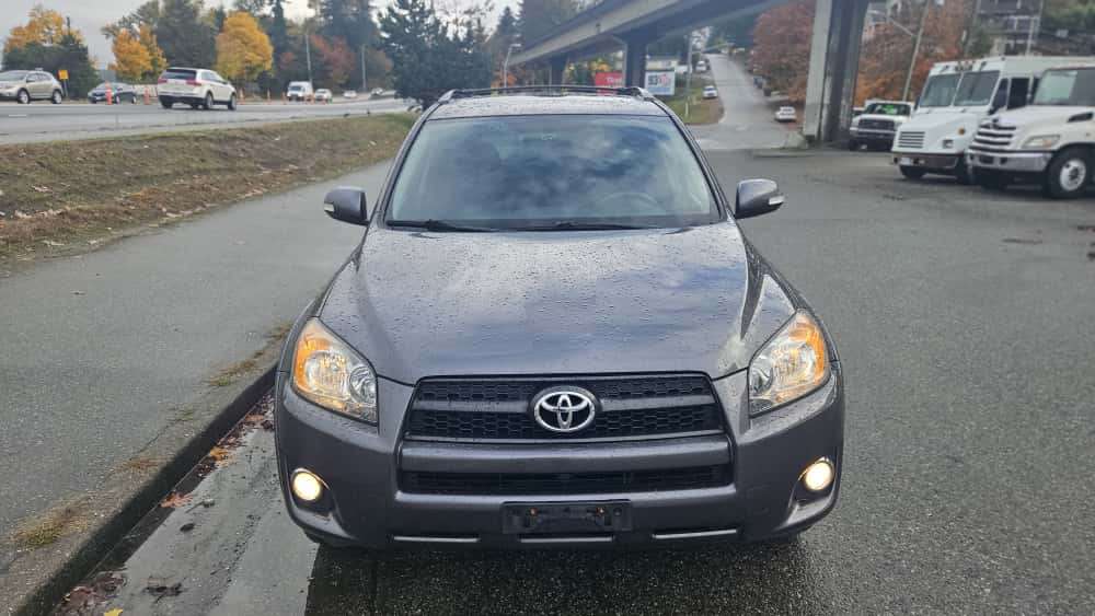 2011 Toyota Rav4 4X4, Clean Title - photo 5