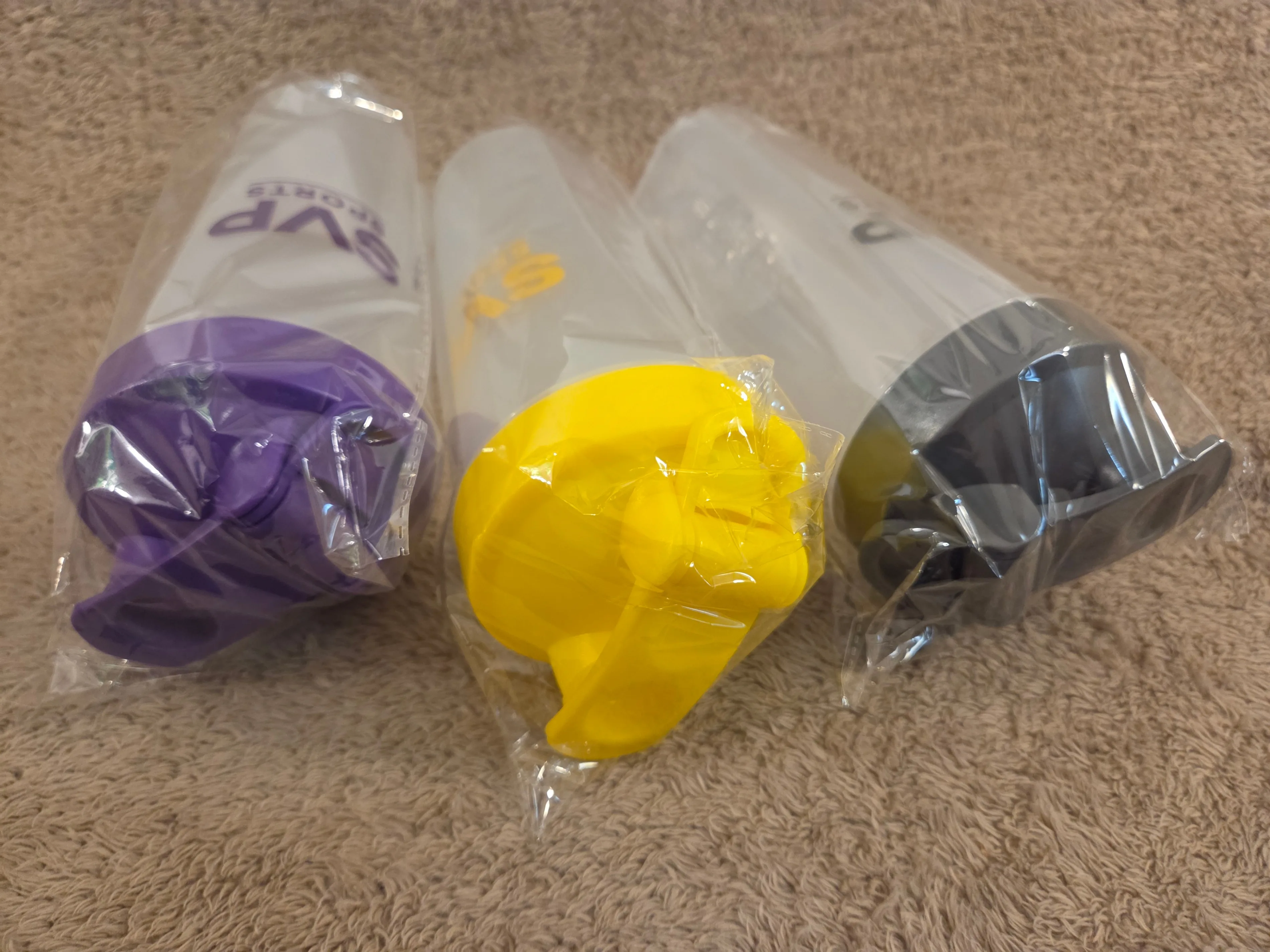 SVP Sports Protein Shaker Bottles 700 ml – New, Set of 3 image indicator(3)