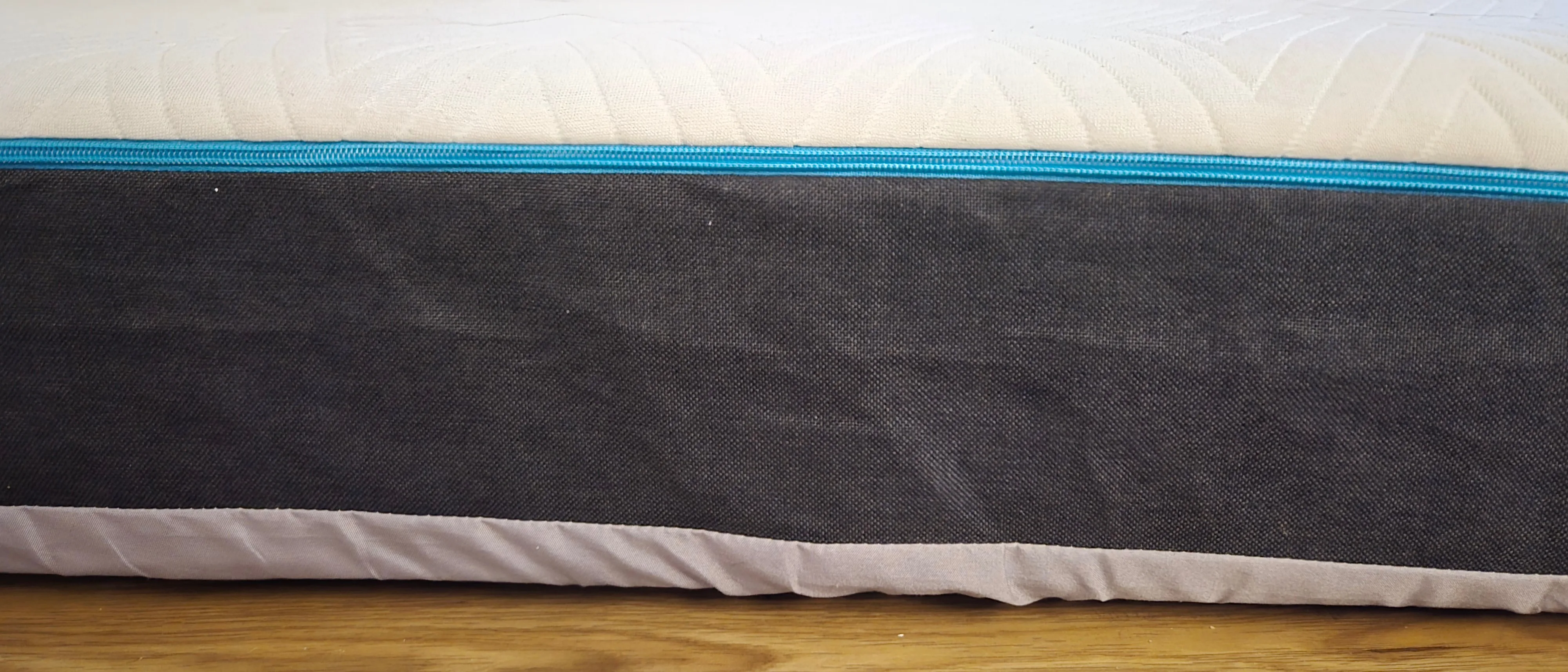 6 inch, 99*190*15,Twin almost new comfortable mattress