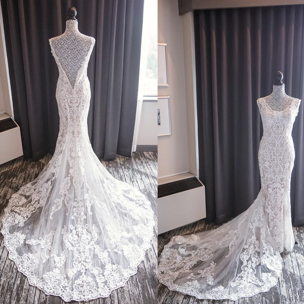 Allure Bridals – Wedding Gown/Dress image indicator(2)