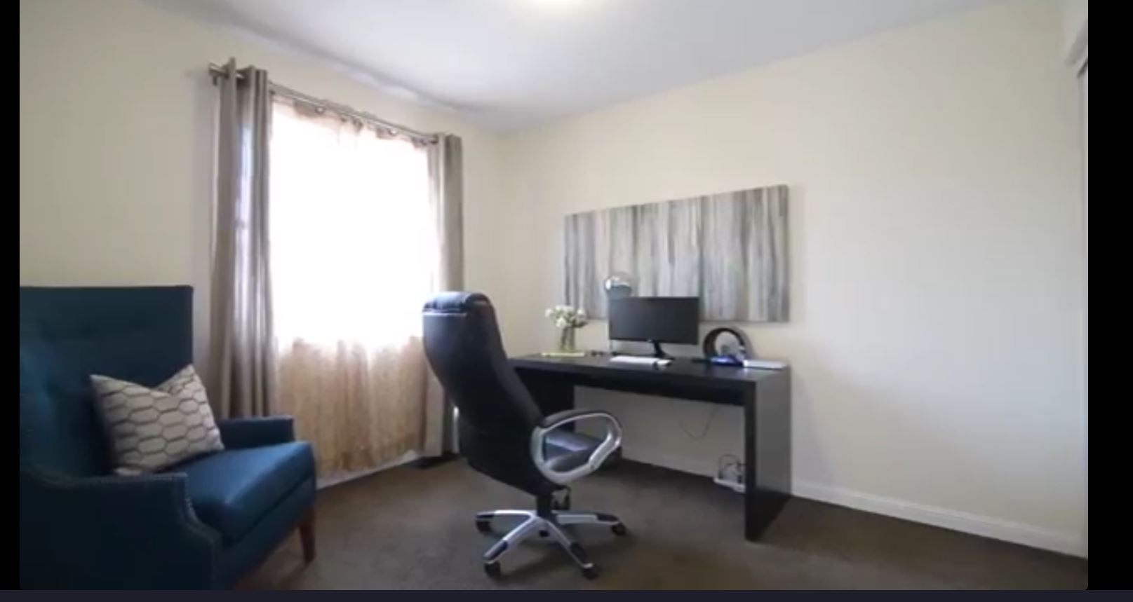 4 Bedroom 2.5 Bathroom Detached House - photo 4