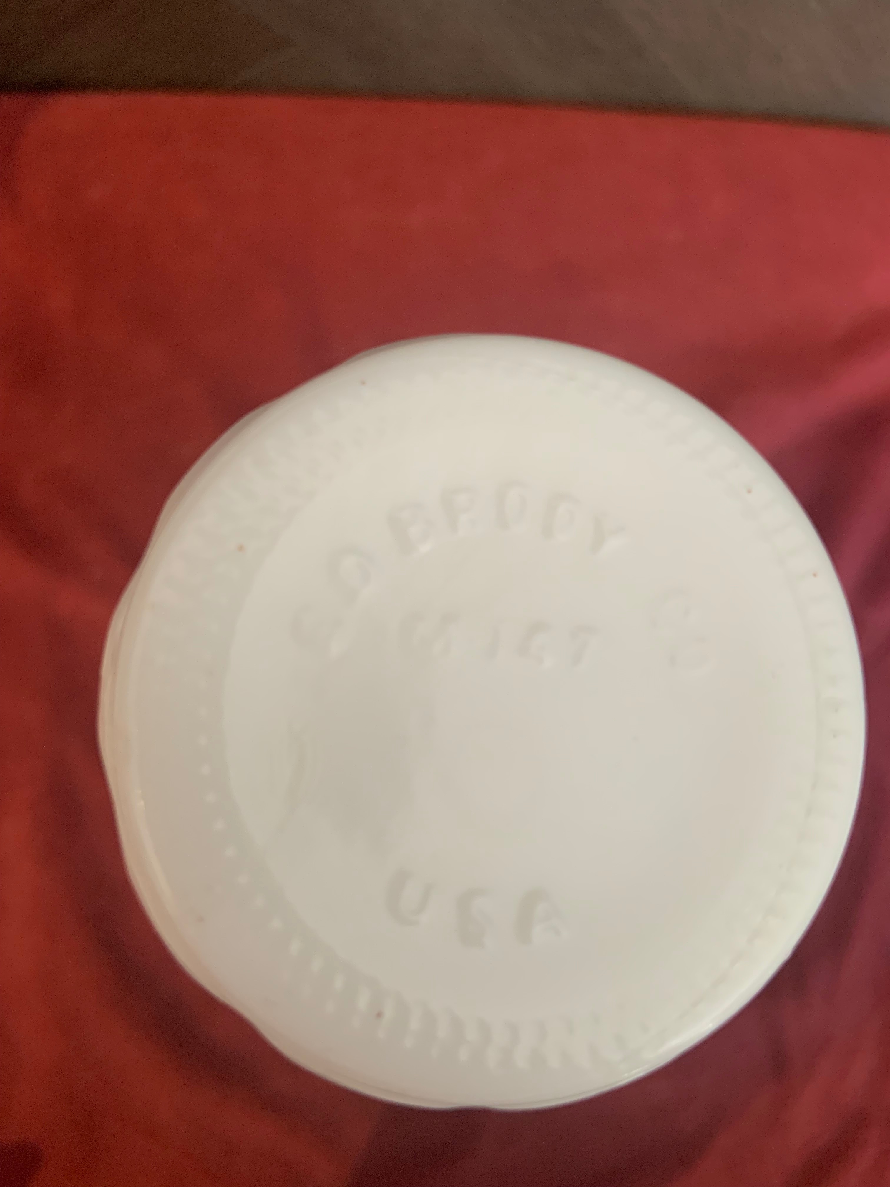 E.O. Brody Milk Glass Vase - photo 3