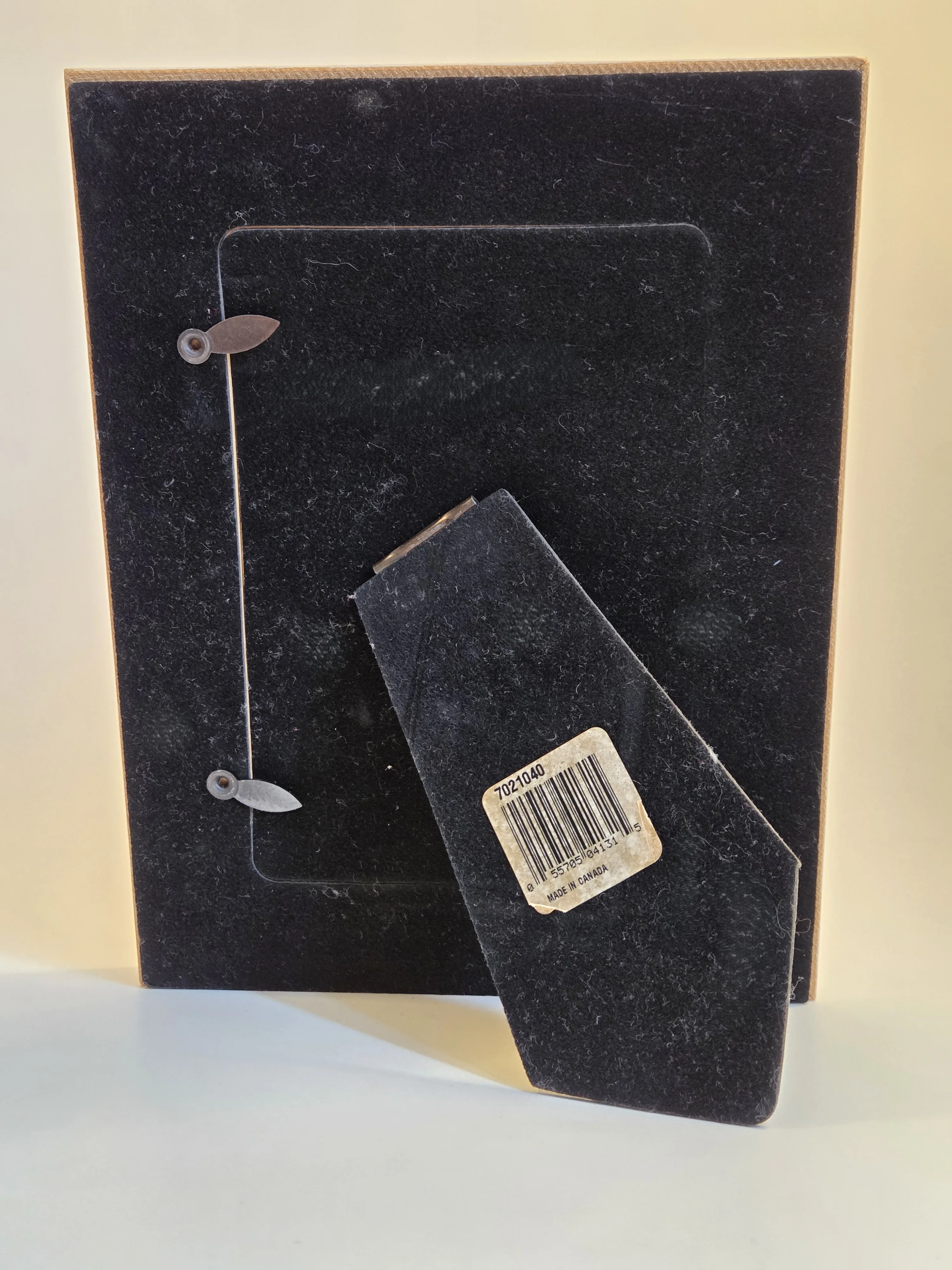 Carved Wood Photo Frame 5×7 – Made in Canada image indicator(3)