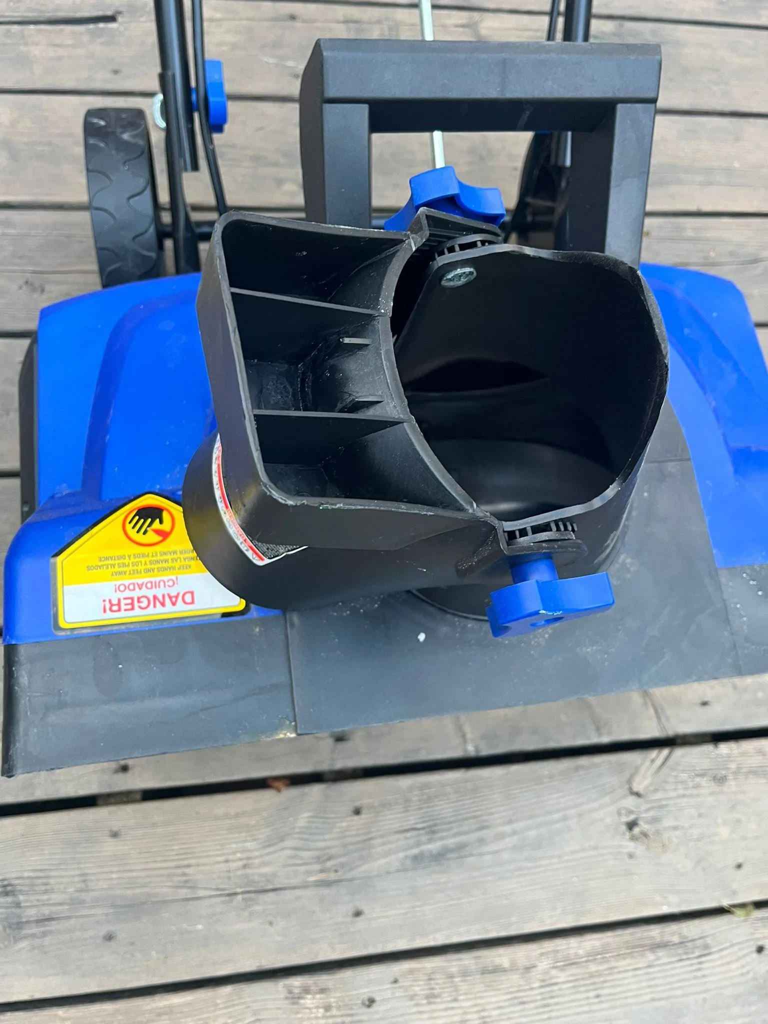 Ultra 21-inch 15 Amp Electric Snow Blower with Light image indicator(5)