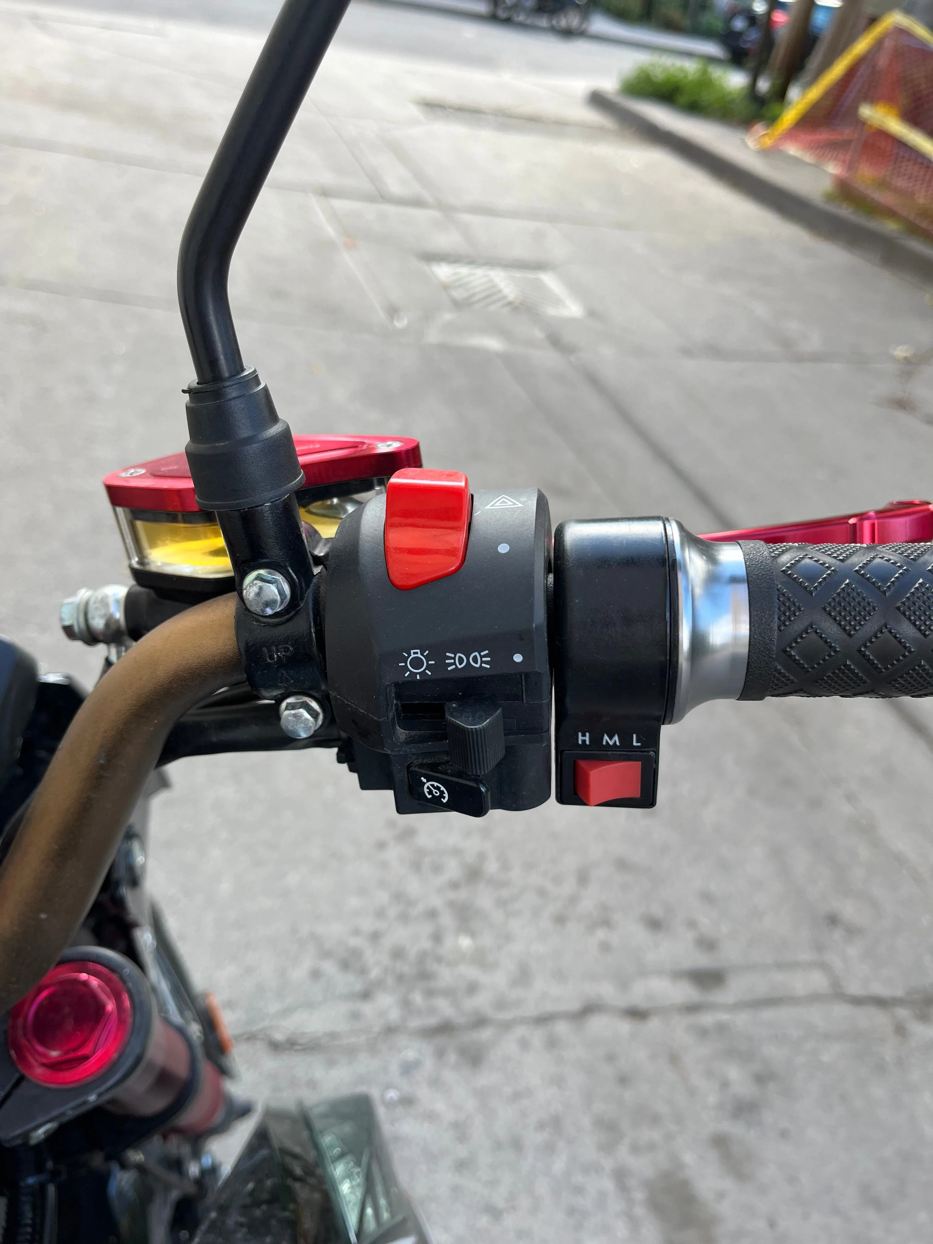 Emmo 72V Gandan | Showroom Demo / As-New / Full Warranty image indicator(8)