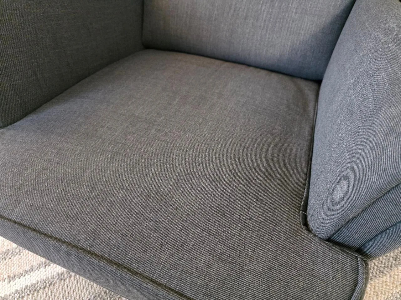 IKEA STRANDMON Armchair image indicator(4)