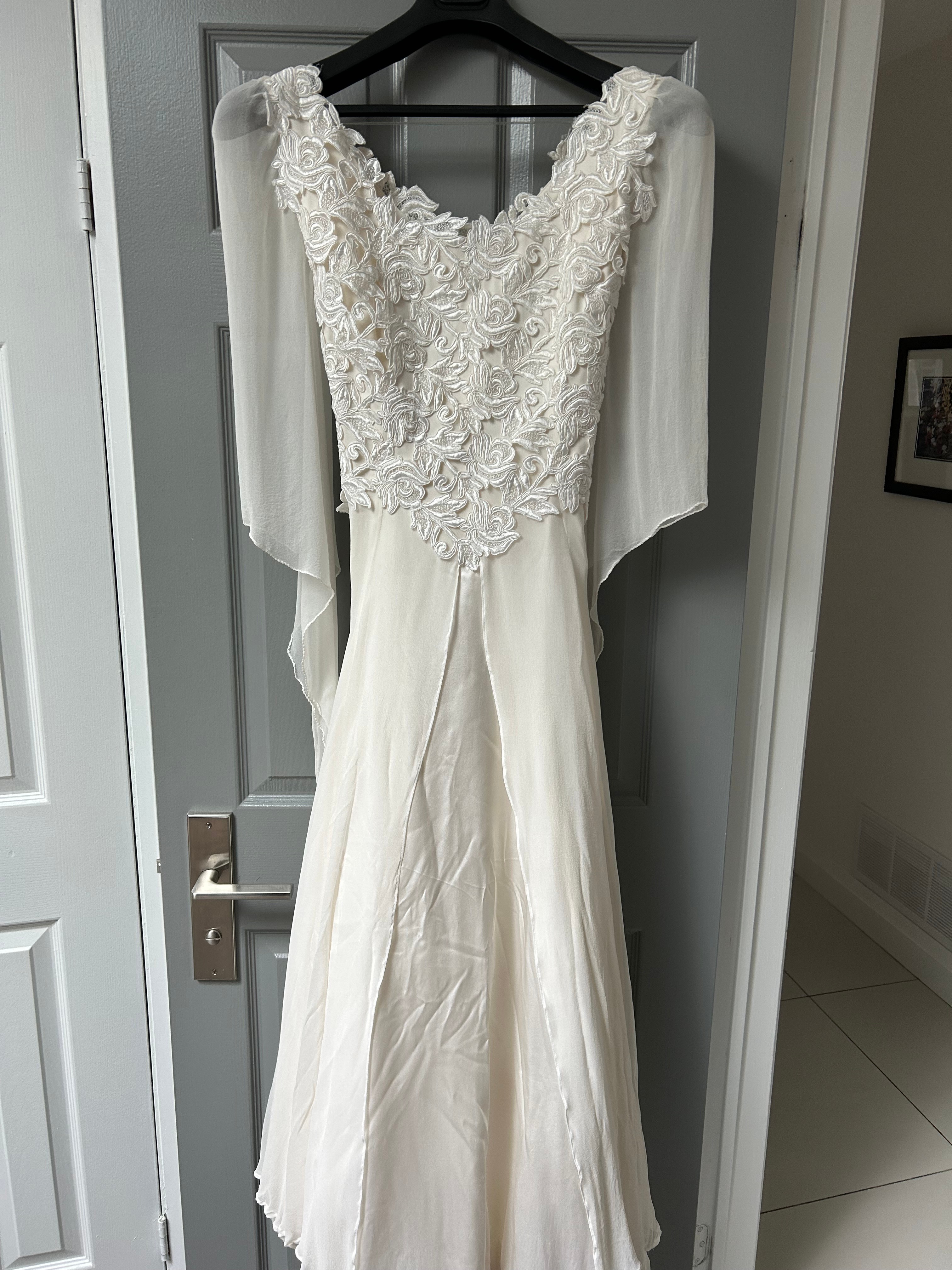 Custom Wedding Dress (paid 5000) BRIDES come try it on! - photo 2