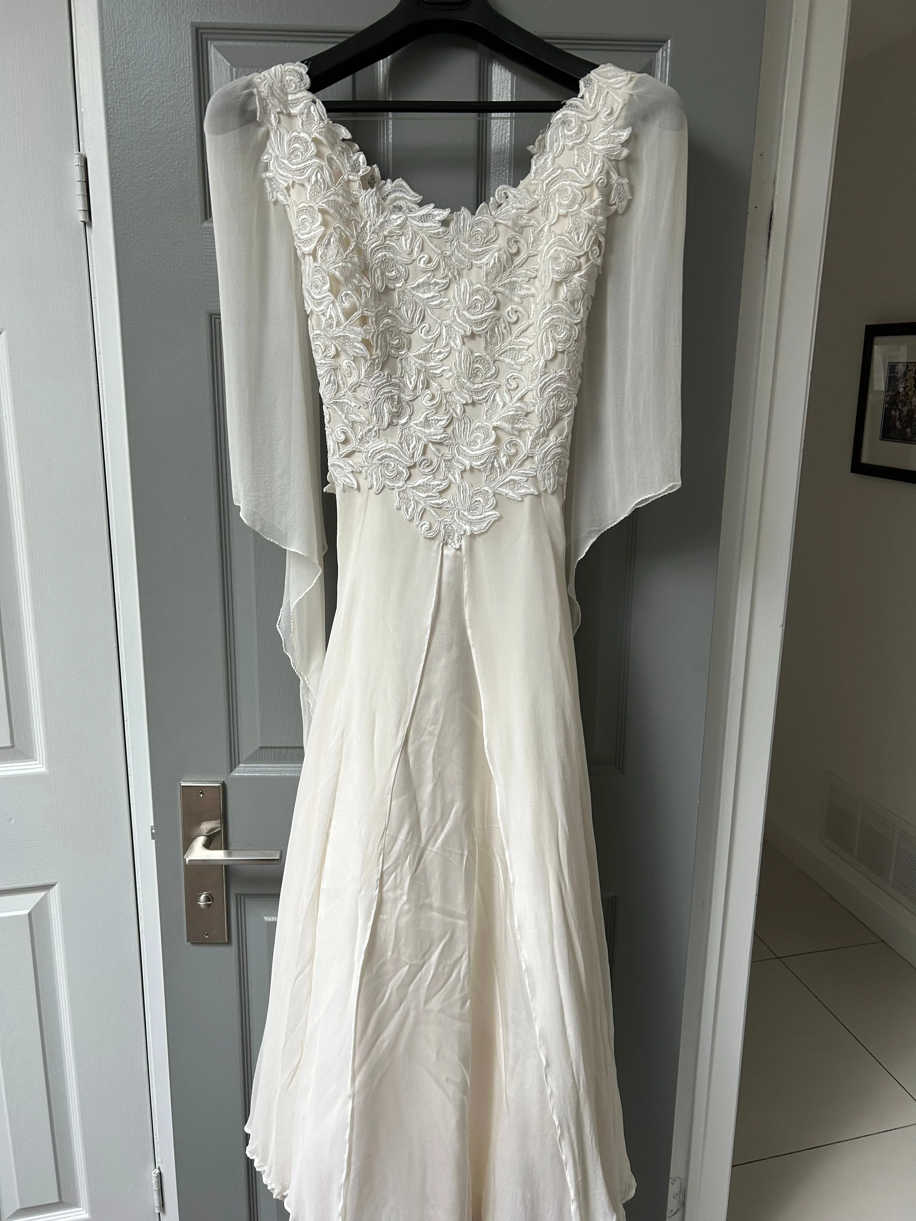 Custom Wedding Dress (paid 5000) BRIDES come try it on! image indicator(2)