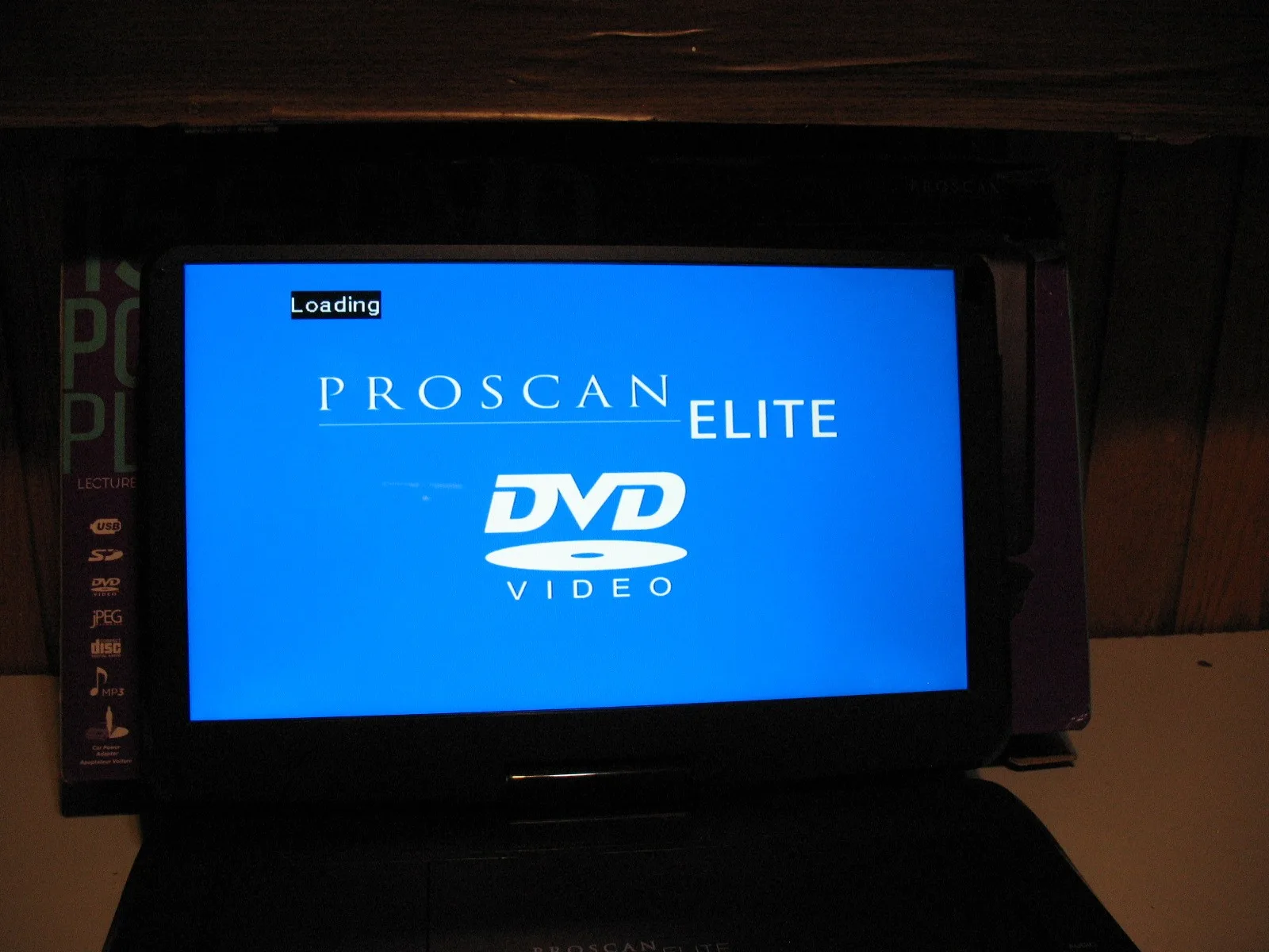 Portable DVD Player with Swivel Screen, BRAND NEW image indicator(8)