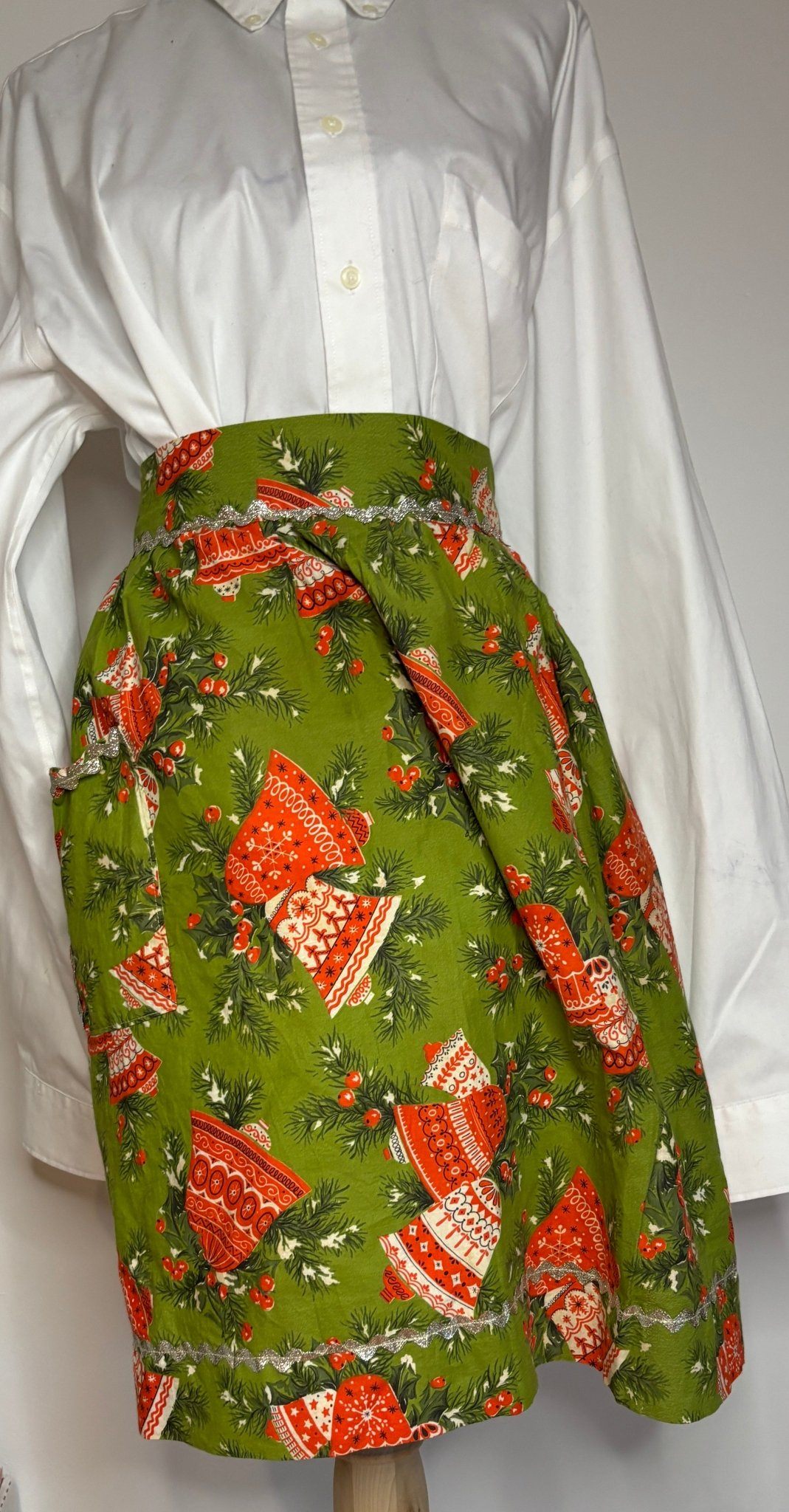 Mid Century Retro Christmas Theme Apron - photo 4