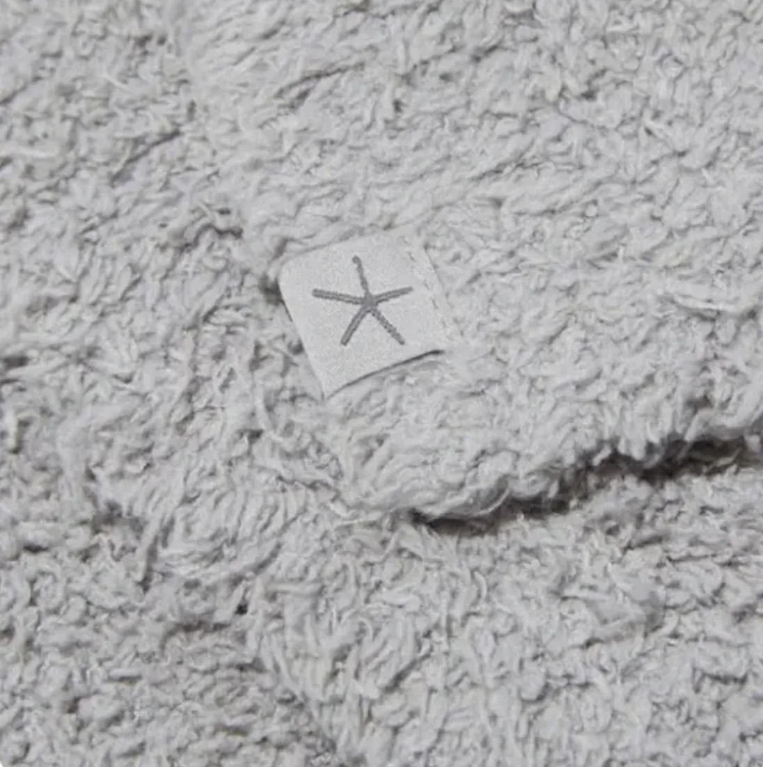 Barefoot Dreams CozyChic Solid Scarf (NEW) image indicator(2)