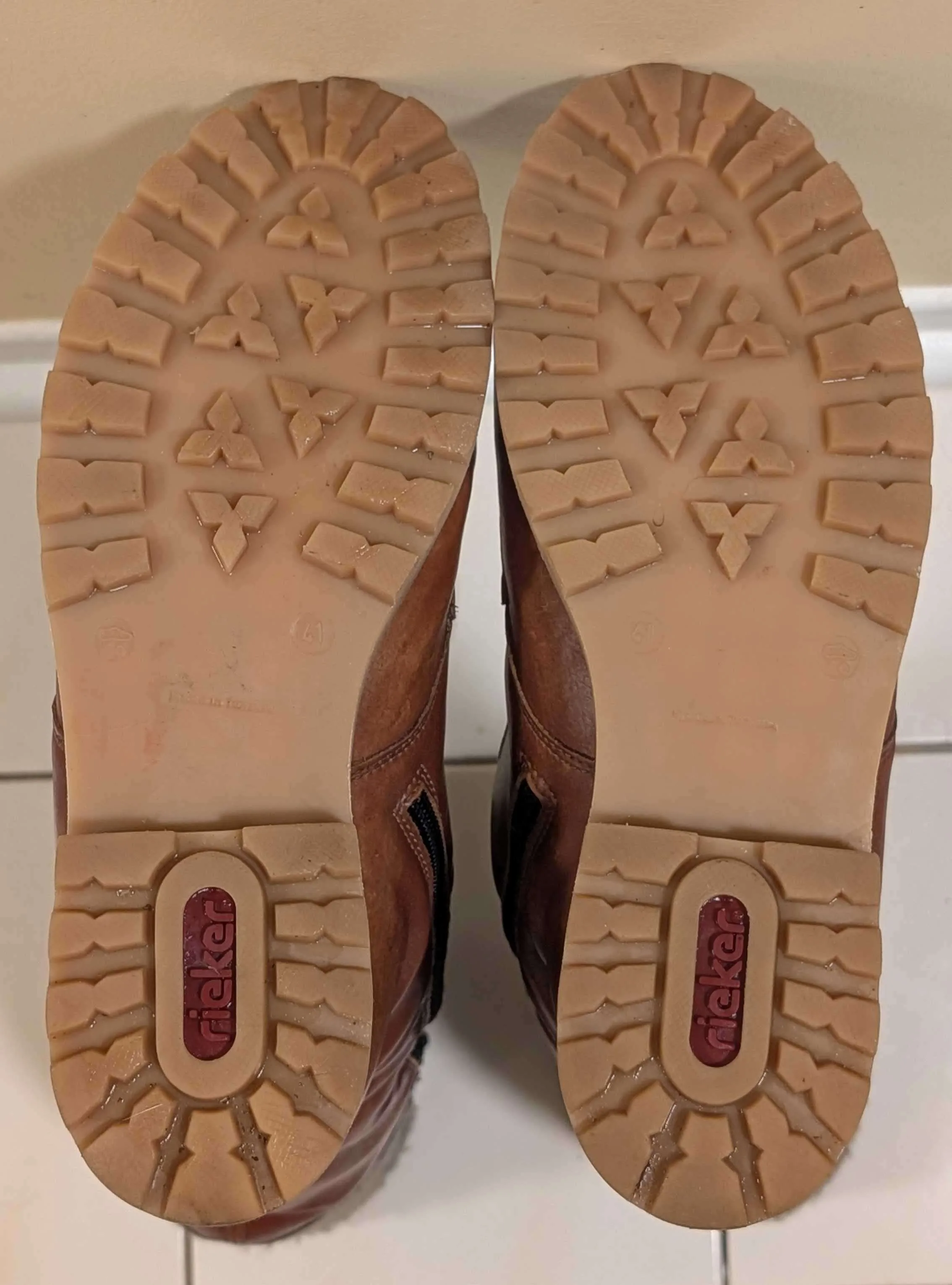 Rieker Z1442-24 Boots - Size 41 (10) image indicator(4)