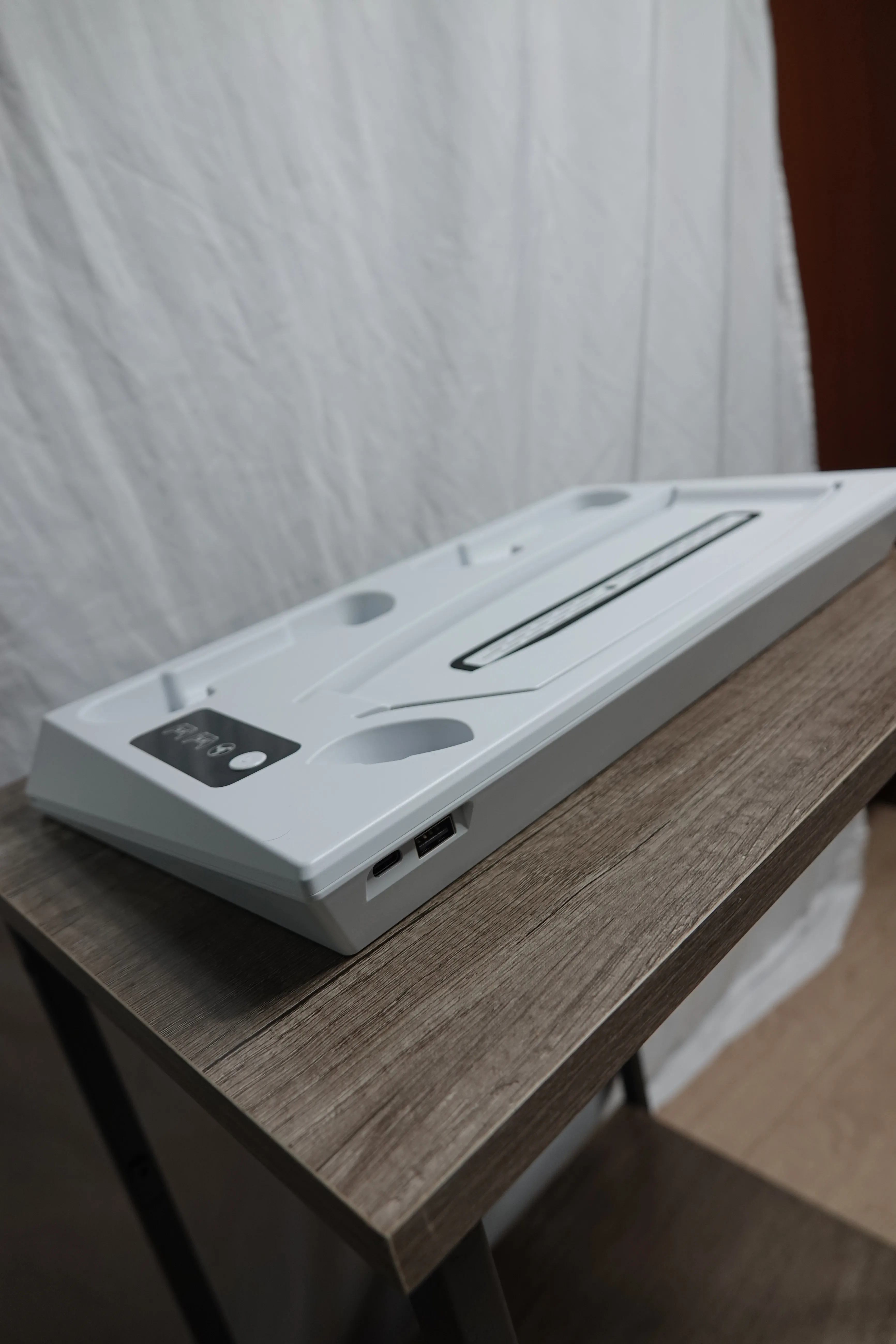 Multifunctional Cooling & Charging Station for PS5 image indicator(2)