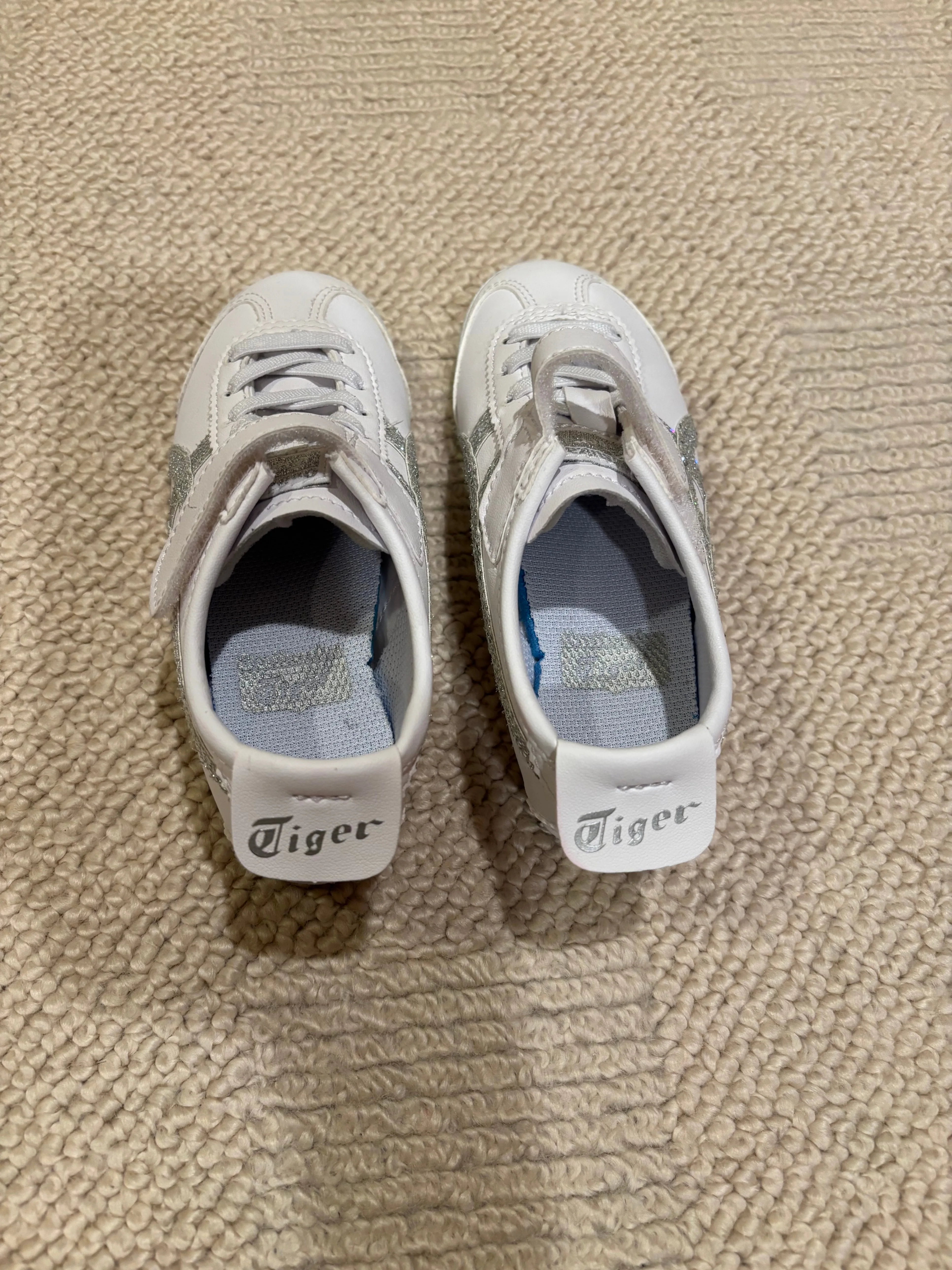 Onitsuka Tiger Shoes Youth image indicator(2)