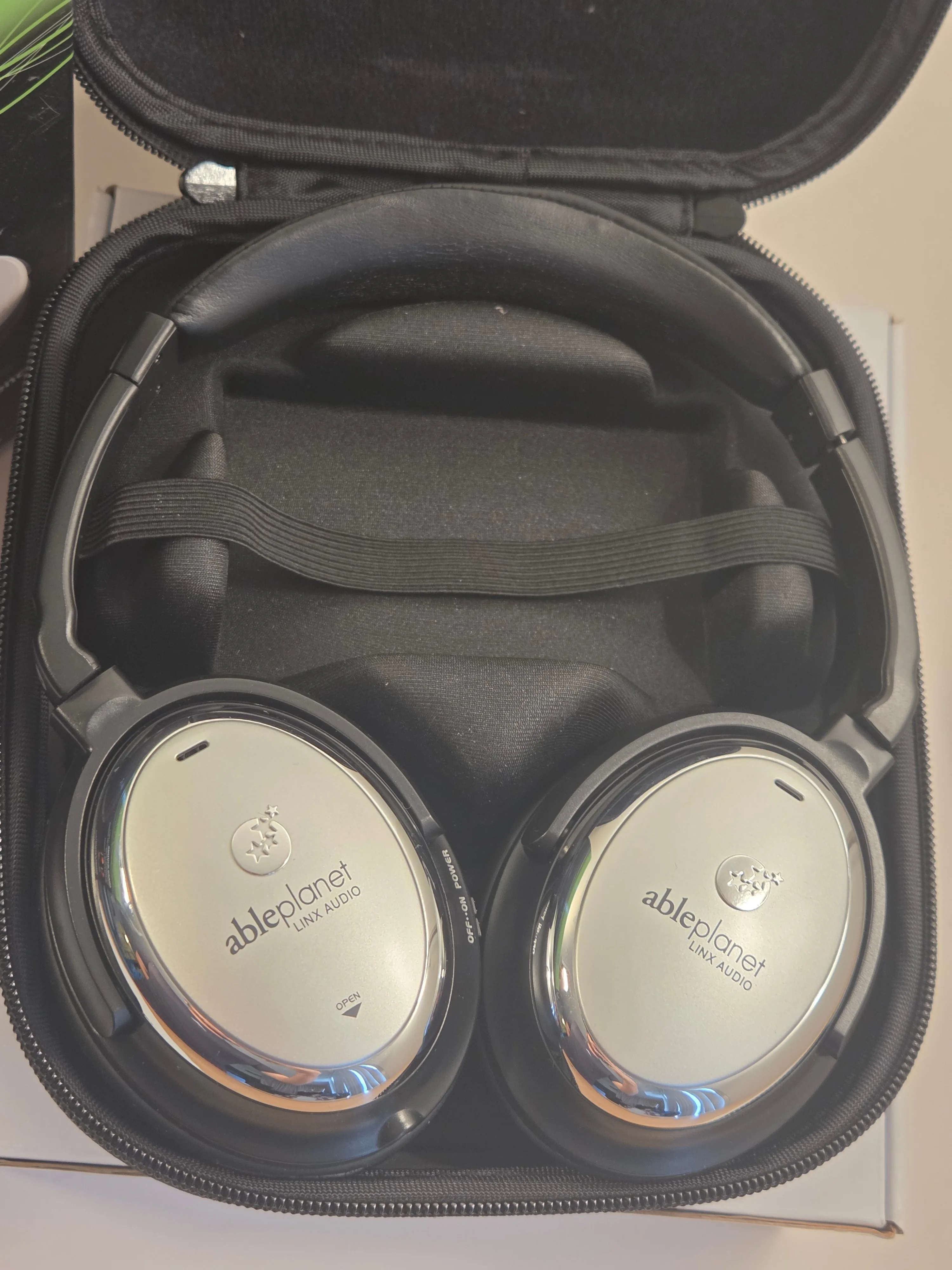 Able Planet NC500SC Noise-Cancelling Over-Ear, Wired image indicator(7)