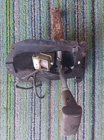 Vintage 1985 Datsun 300ZX Automatic Transmission Shifter Assy