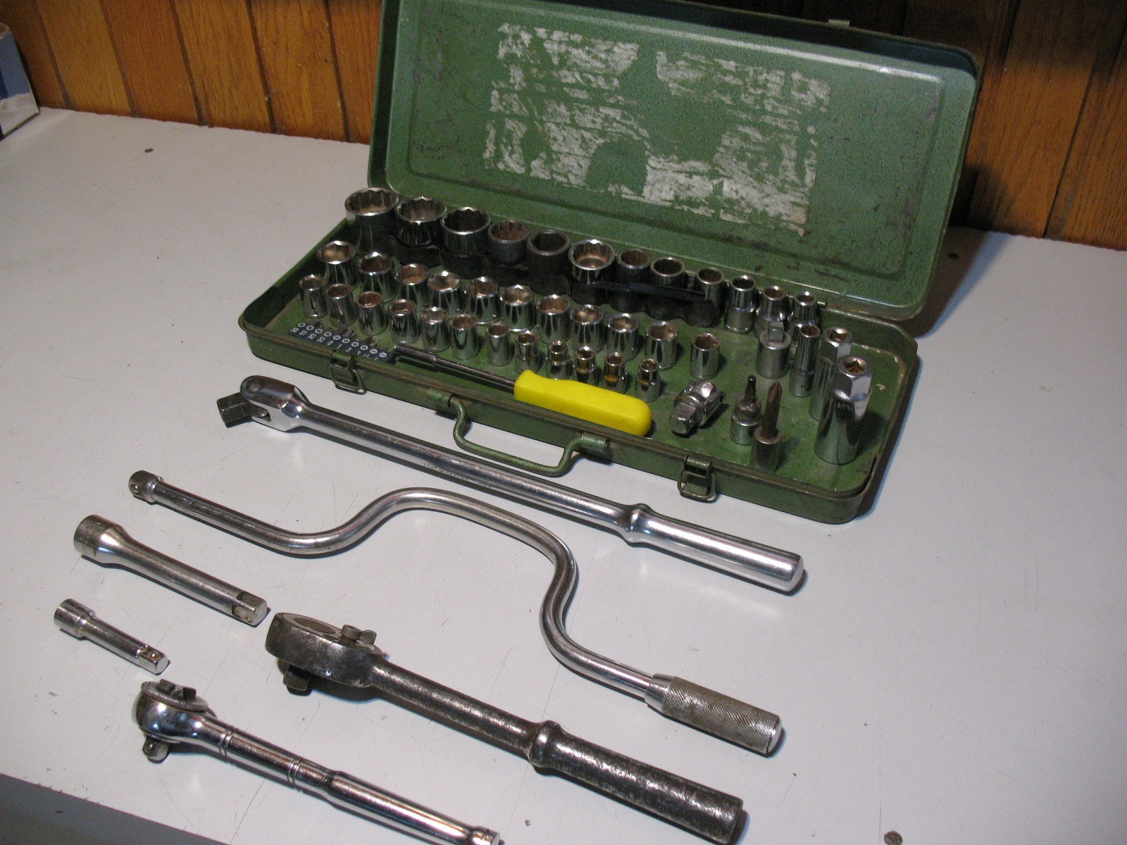 60 Piece Socket and Screwdriver Set - photo 2