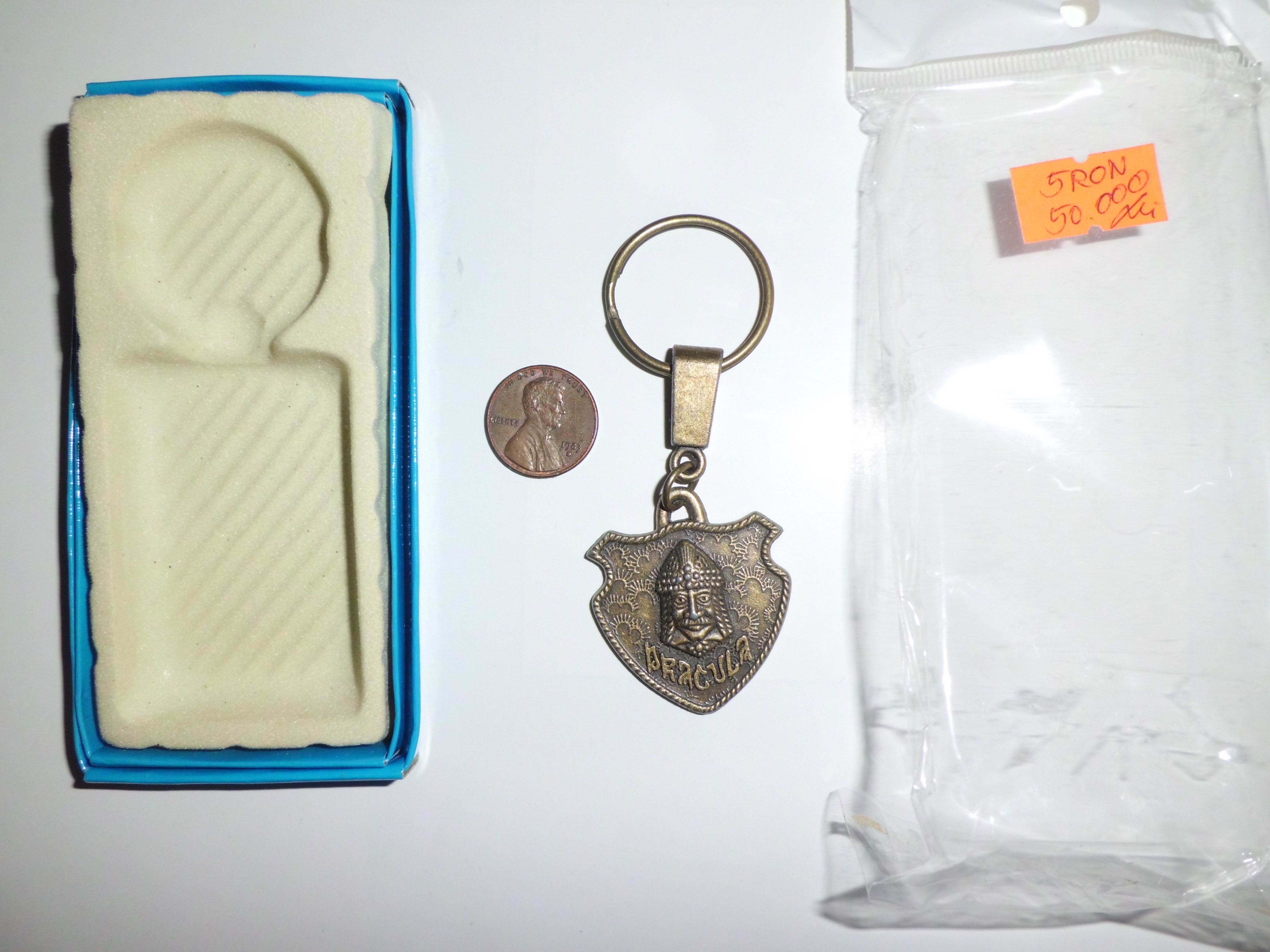 Metallic Dracula Keychain Vlad The Impaler-Souvenir From Romania - photo 3