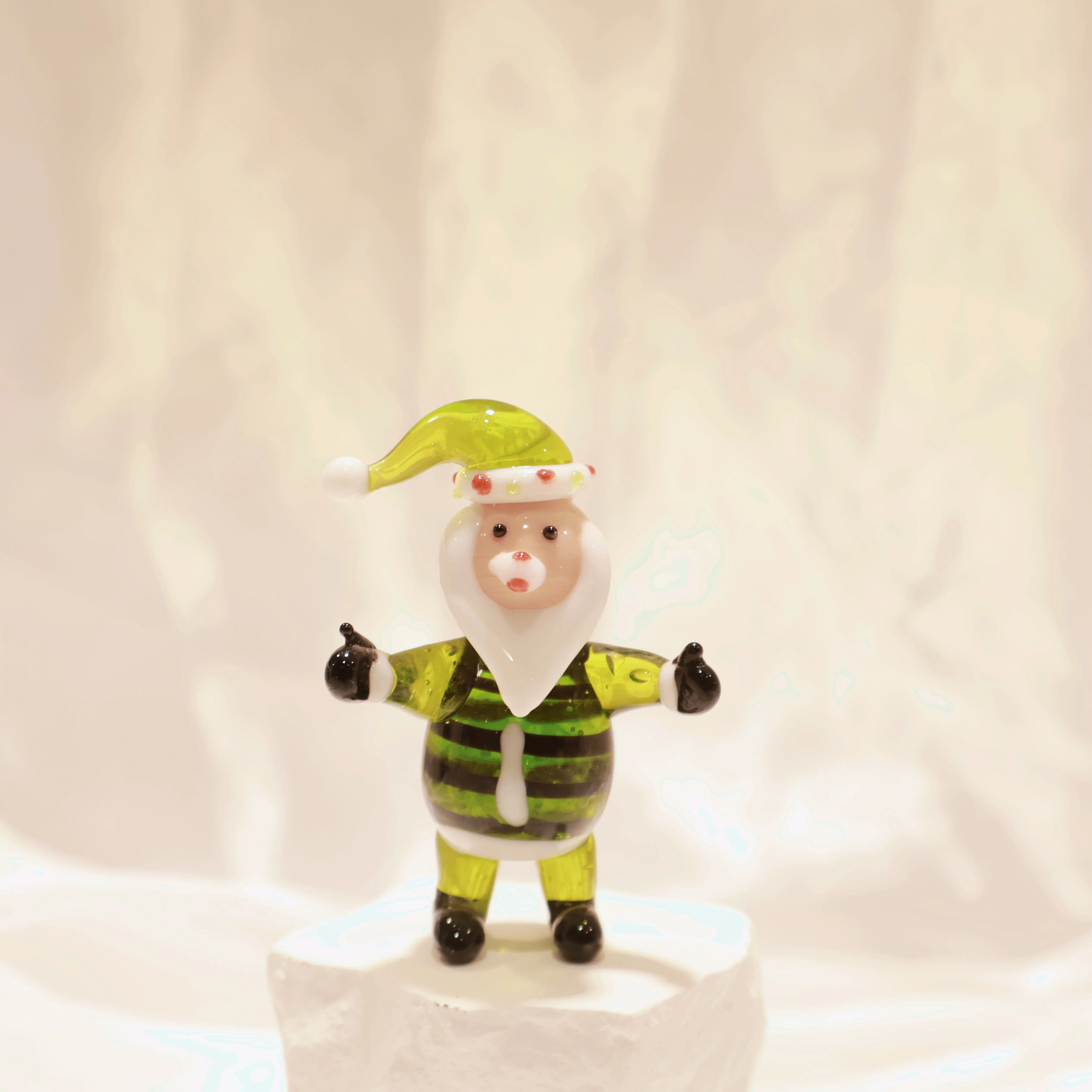 Handmade delicate blown glass for Chritsmas gift/decoration image indicator(9)