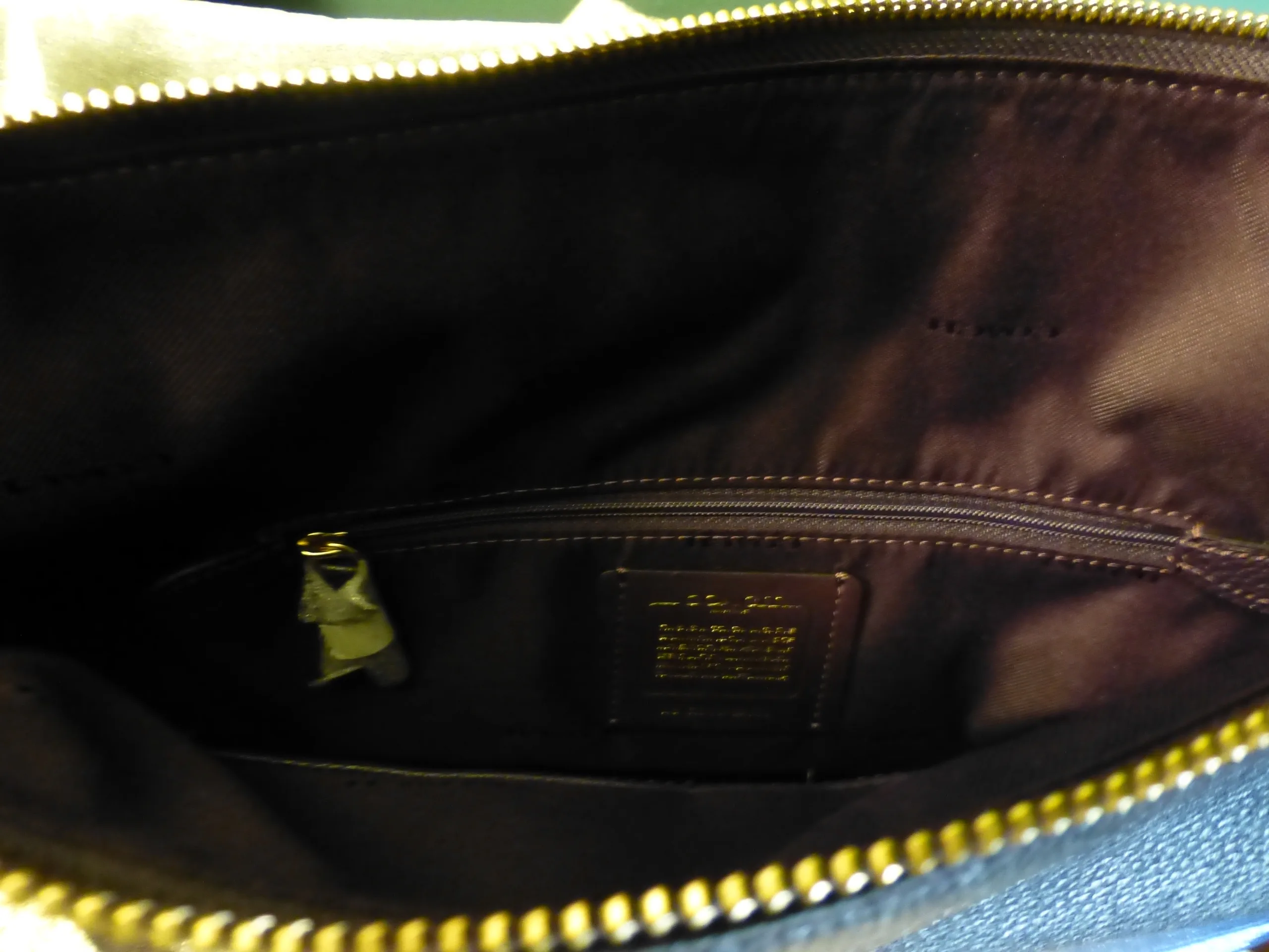 .  Pebbled Turnlock Hobo Women's Handbag image indicator(5)