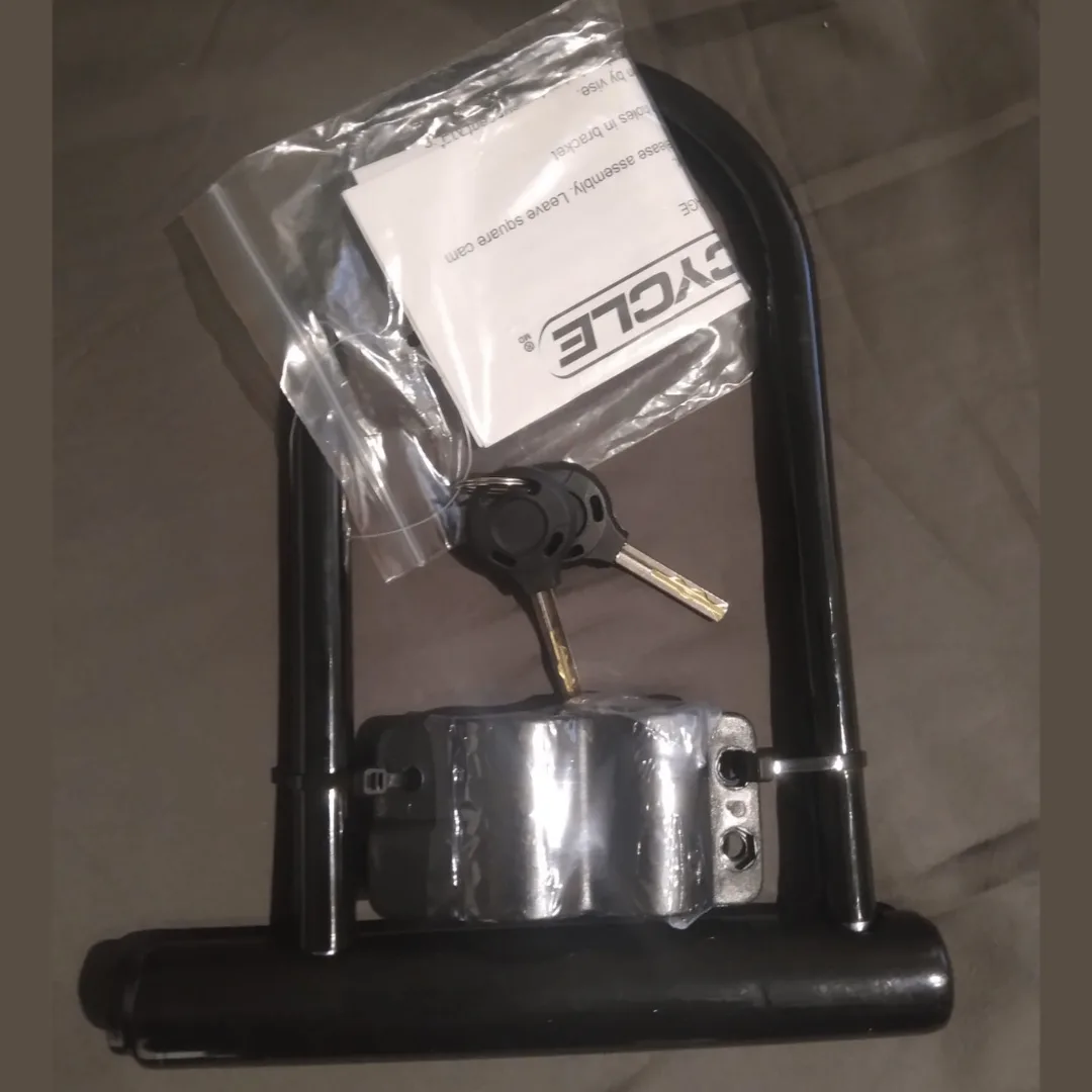 Pick Up Tonight(Moving to Vancouver)Retail price$499-Brand New image indicator(5)